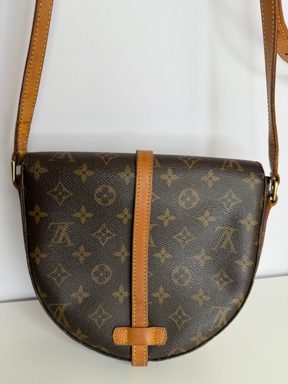 Louis Vuitton Chantilly MM Monogram Canvas