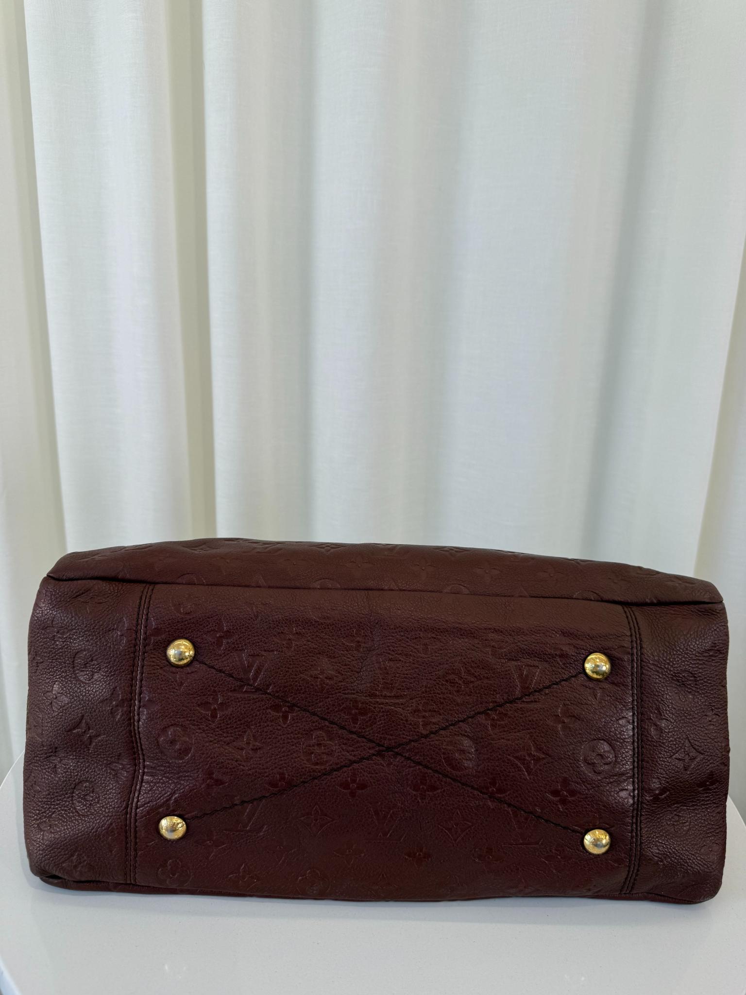 Louis Vuitton Artsy MM Burgundy Monogram Empreinte Leather