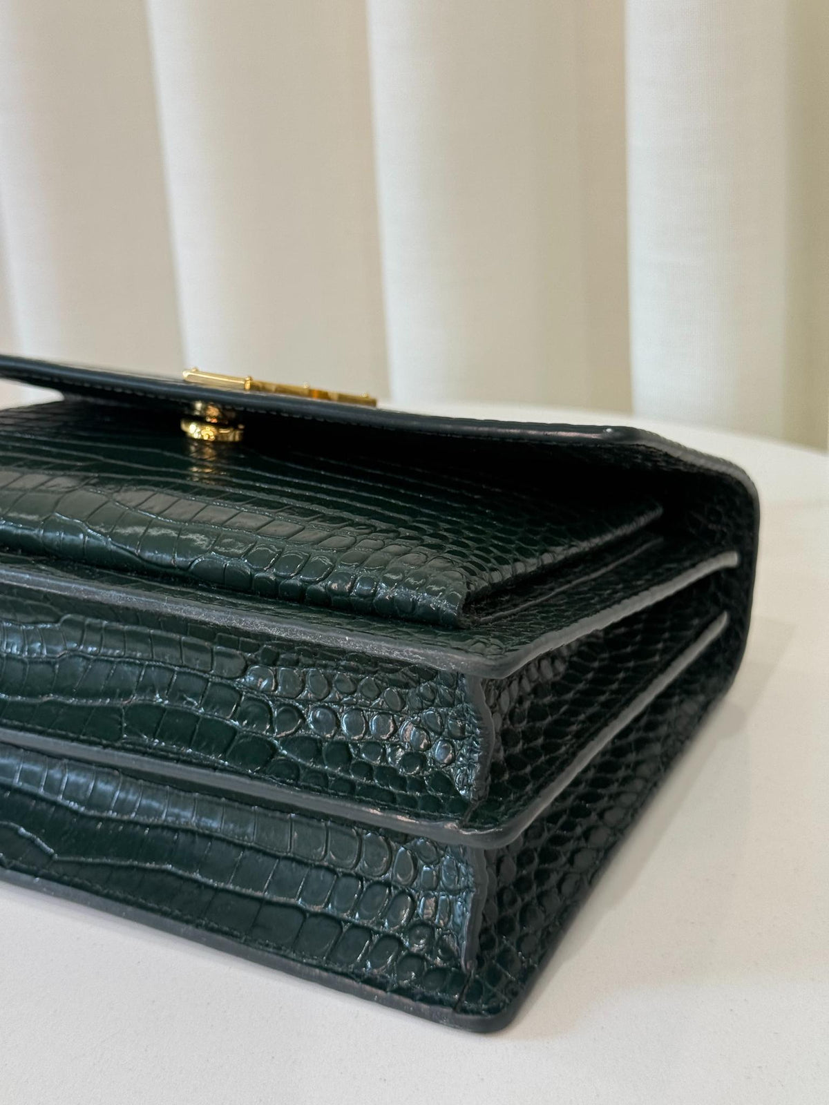 Saint Laurent Sunset Medium Dark Green Crocodile Embossed Leather