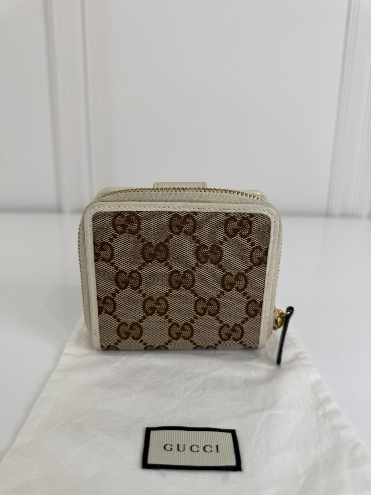 Gucci Beige/White GG Canvas Bifold Wallet