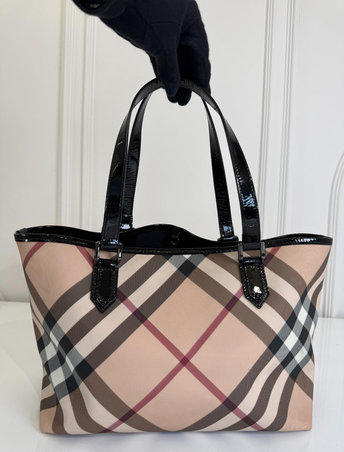 Burberry Beige/Black Patent Leather Burberry Nickie Tote With Pouch