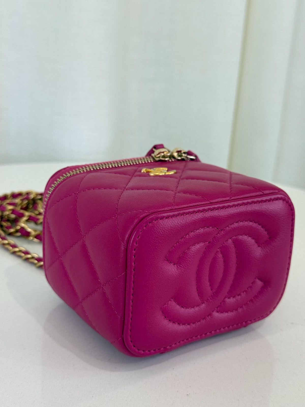 Chanel Fuchsia Lambskin Quilted Pearl Crush Mini Vanity Case