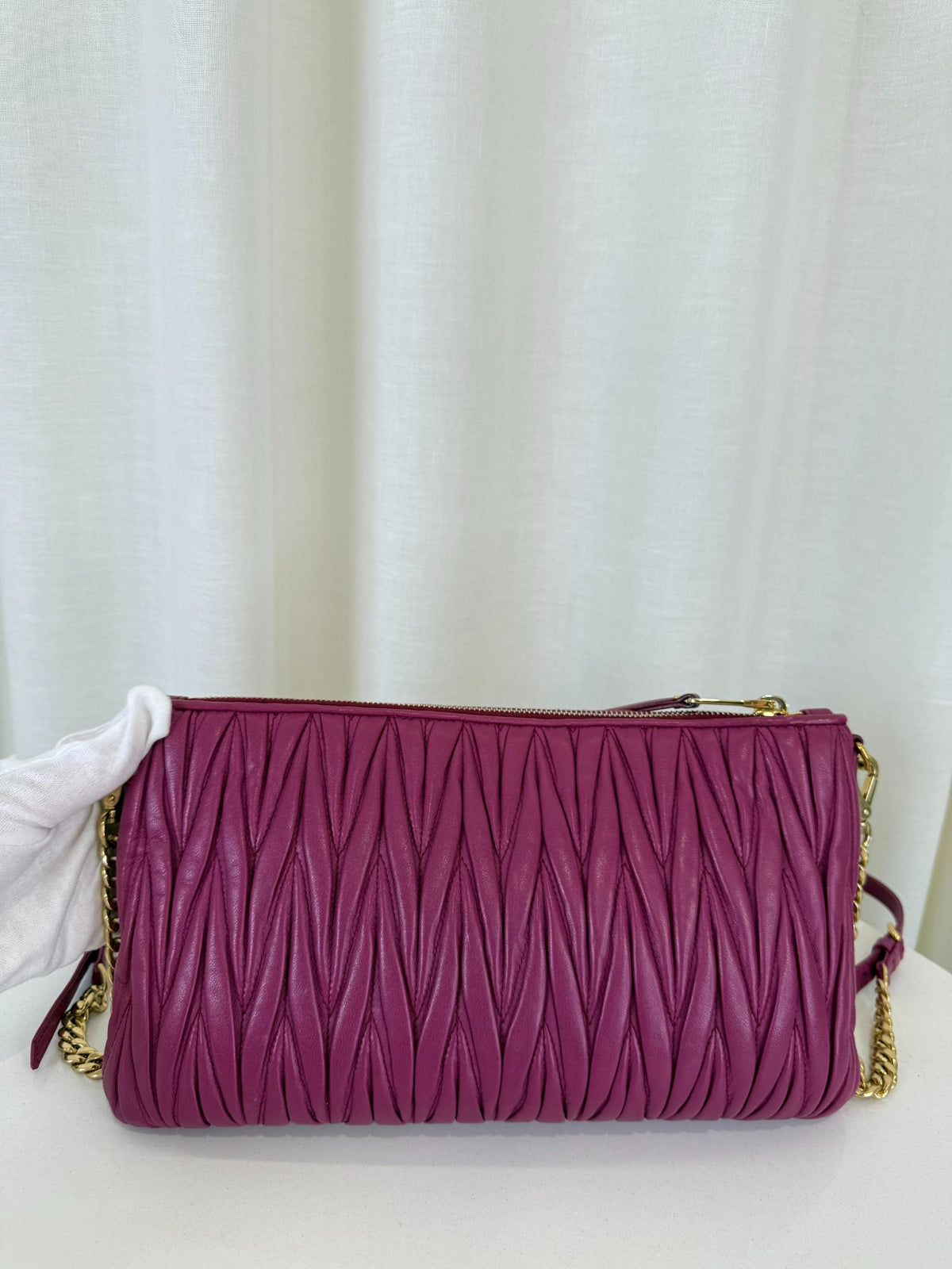 Miu Miu Pink Matelassé Leather Zip Chain Crossbody Bag