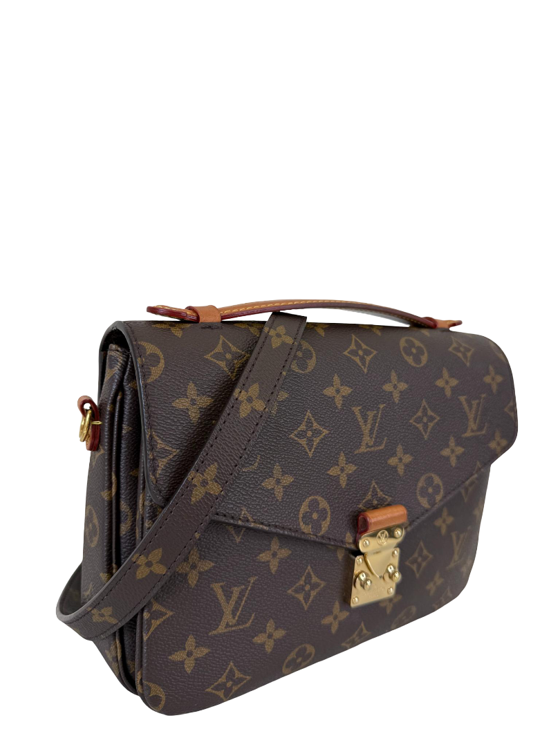Louis Vuitton Pochette Métis Monogram Canvas