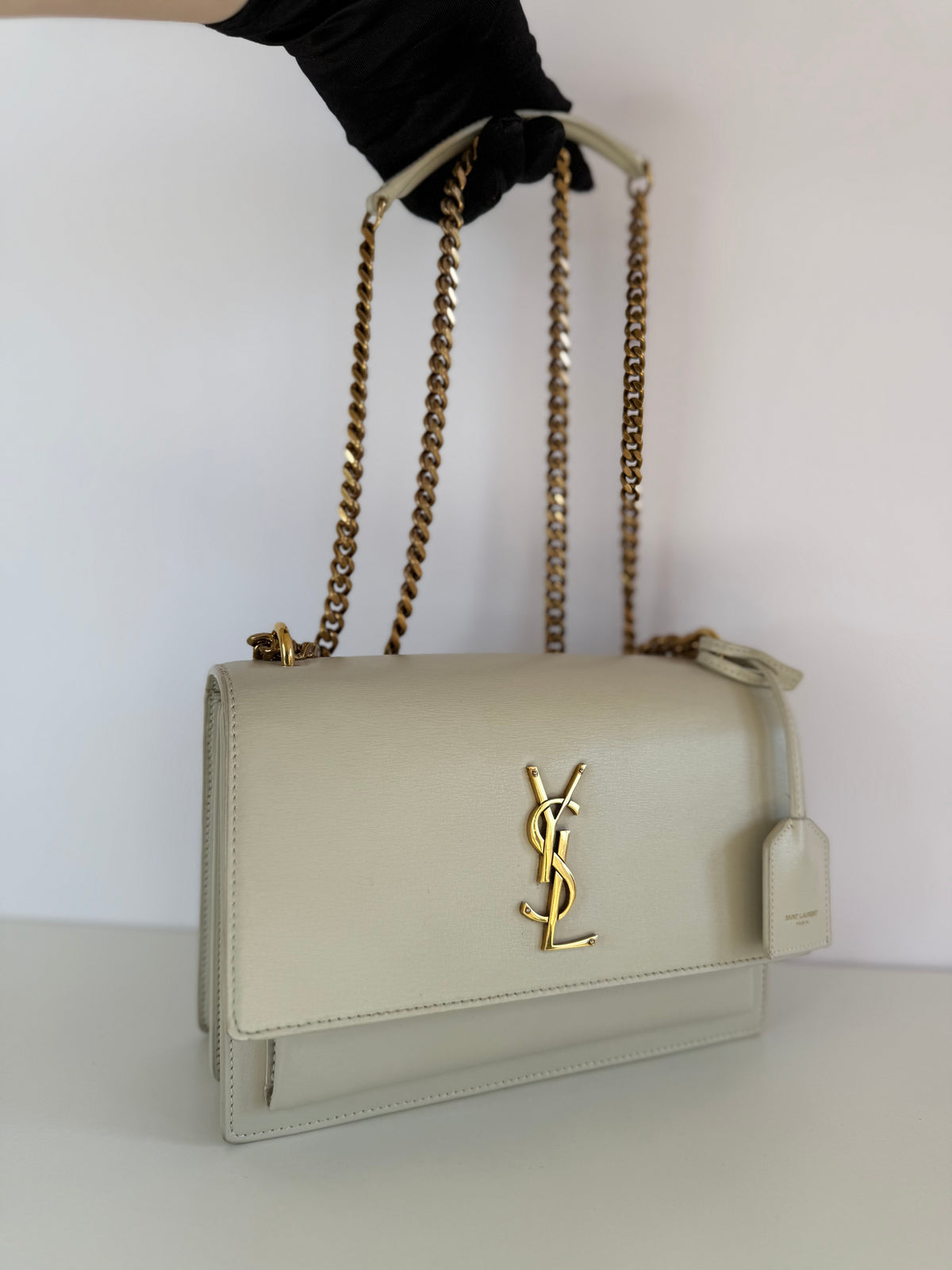 Saint Laurent Smooth Calfskin Medium Monogram Sunset Satchel Blanc Vintage