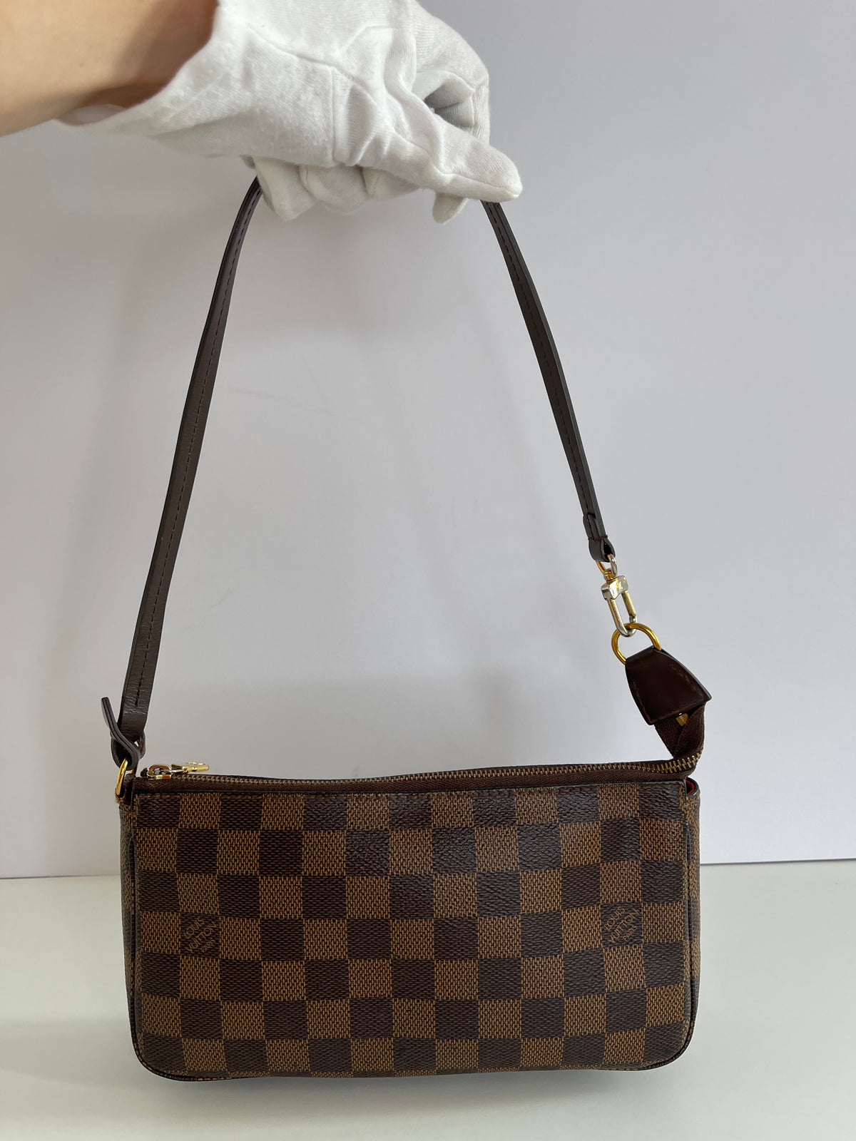 Louis Vuitton Damier Ebene Pochette Accessoires