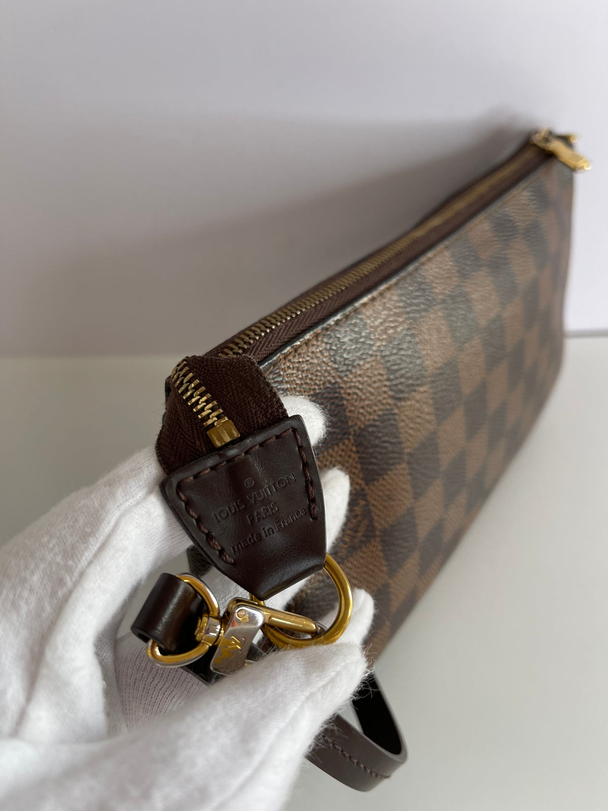 Louis Vuitton Damier Ebene Pochette Accessoires
