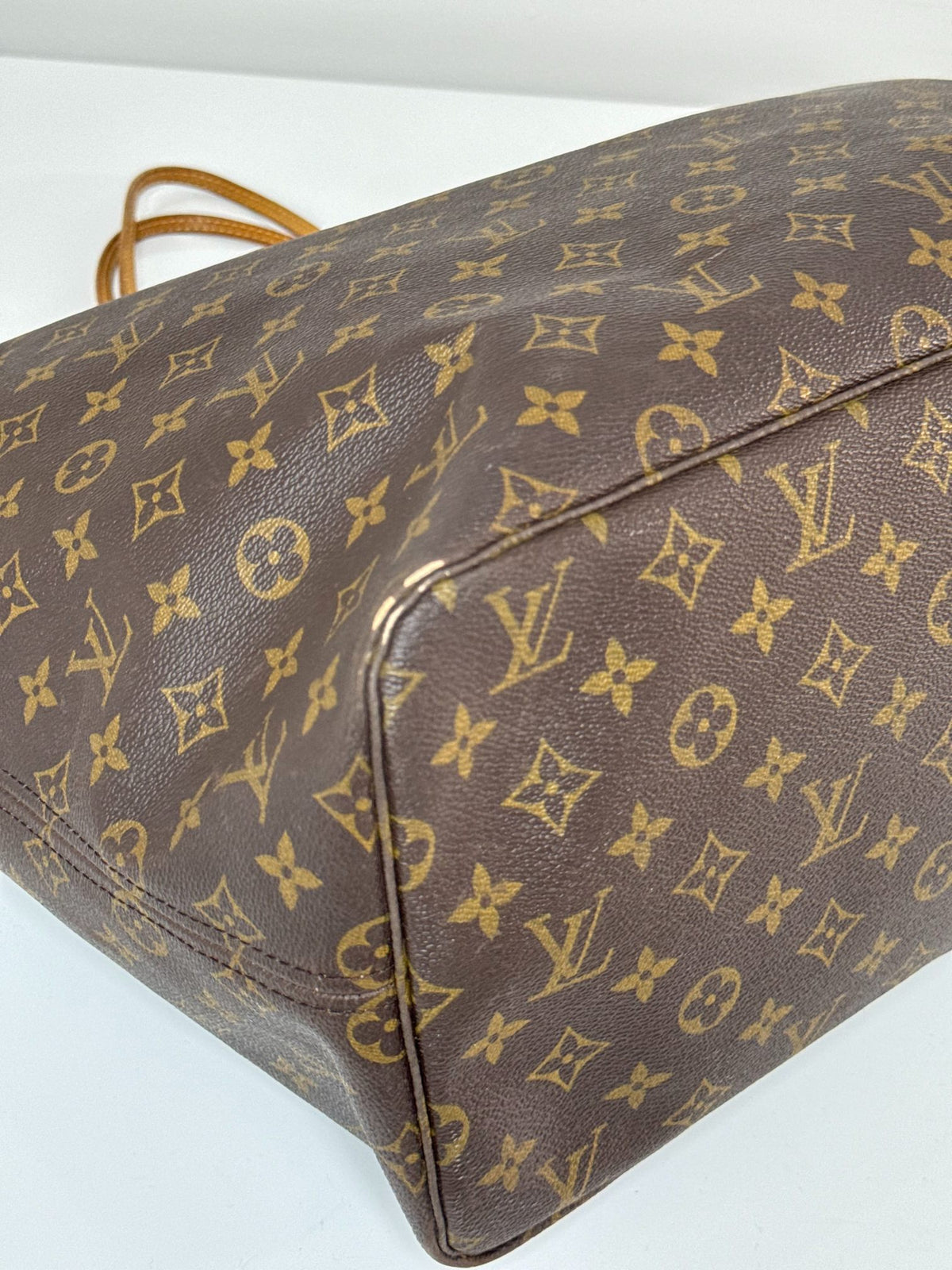 Louis Vuitton Neverfull GM Monogram Canvas Tote Bag