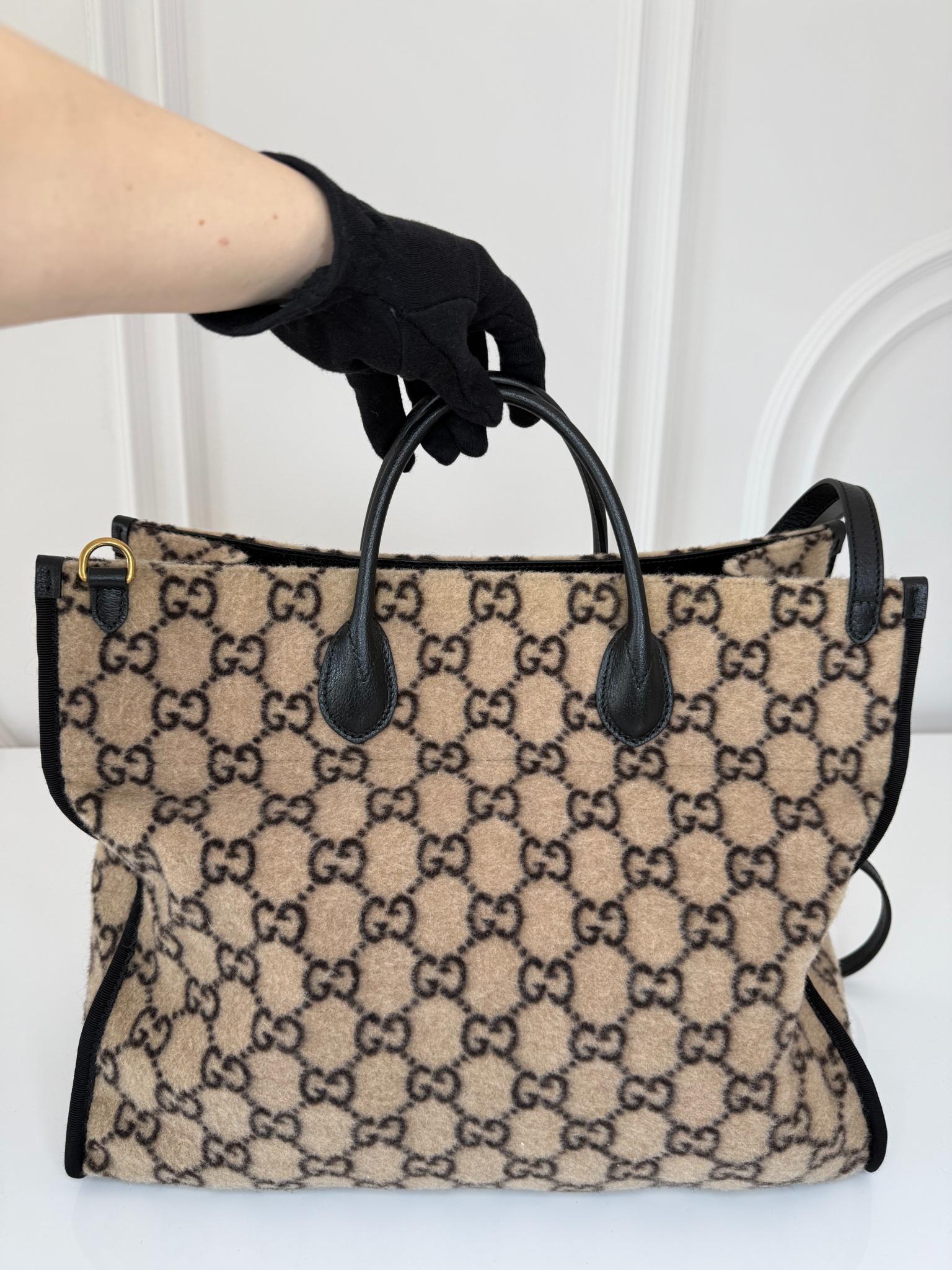 Gucci GG Wool Beige/Ebony Large Tote Bag