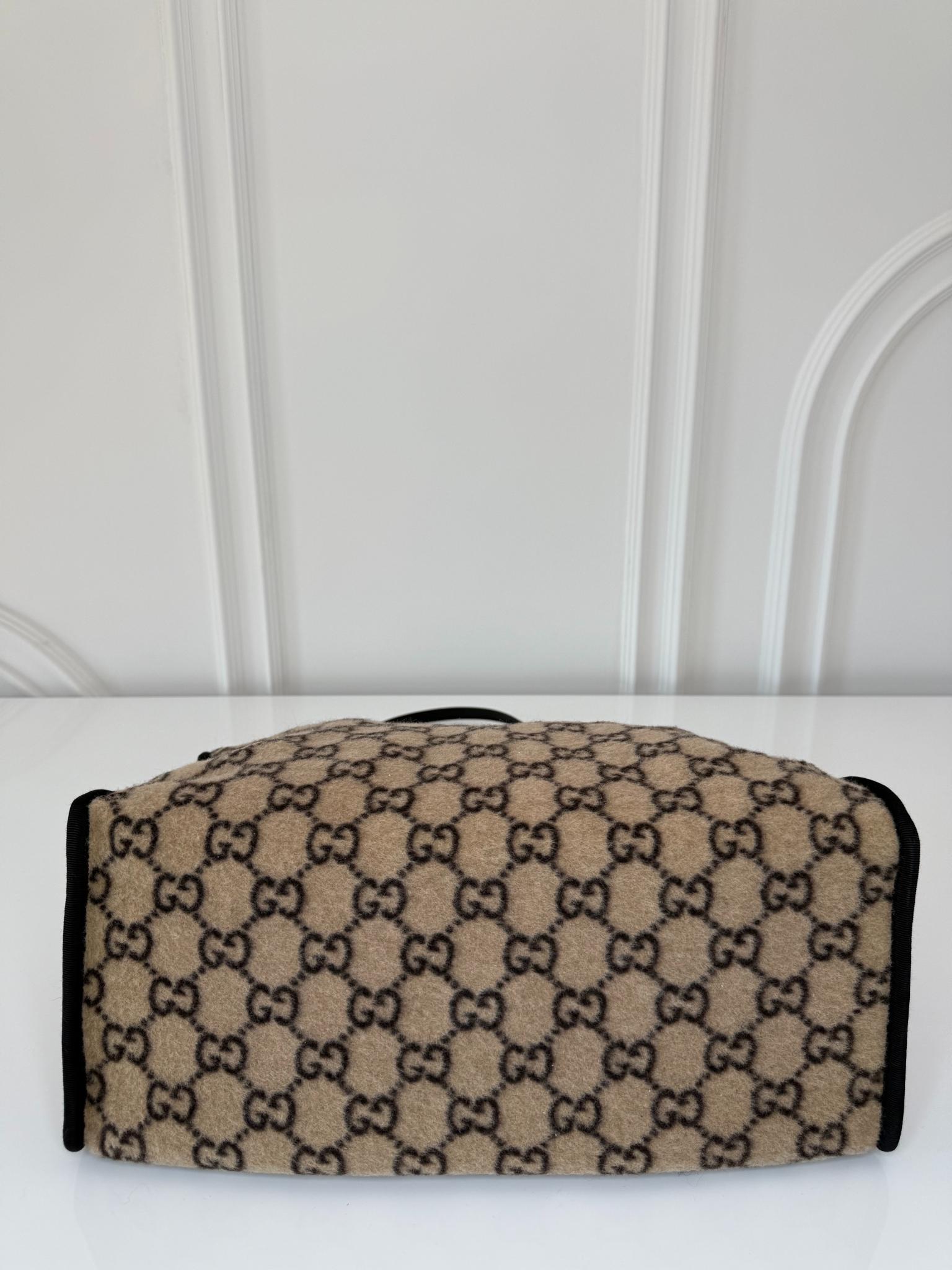 Gucci GG Wool Beige/Ebony Large Tote Bag