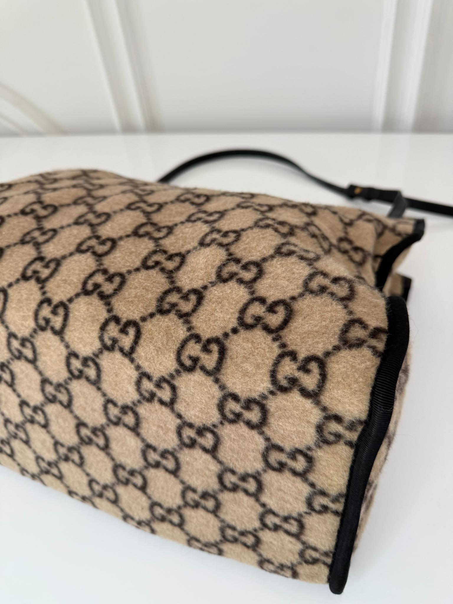 Gucci GG Wool Beige/Ebony Large Tote Bag