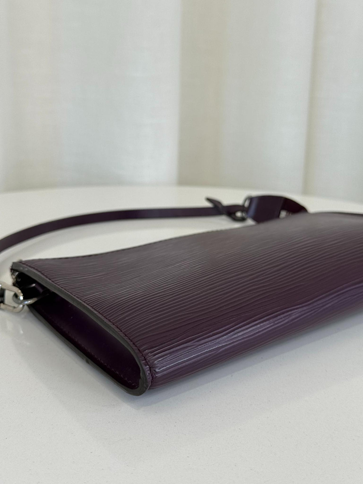 Louis Vuitton Purple Epi Leather Pochette Accessoires