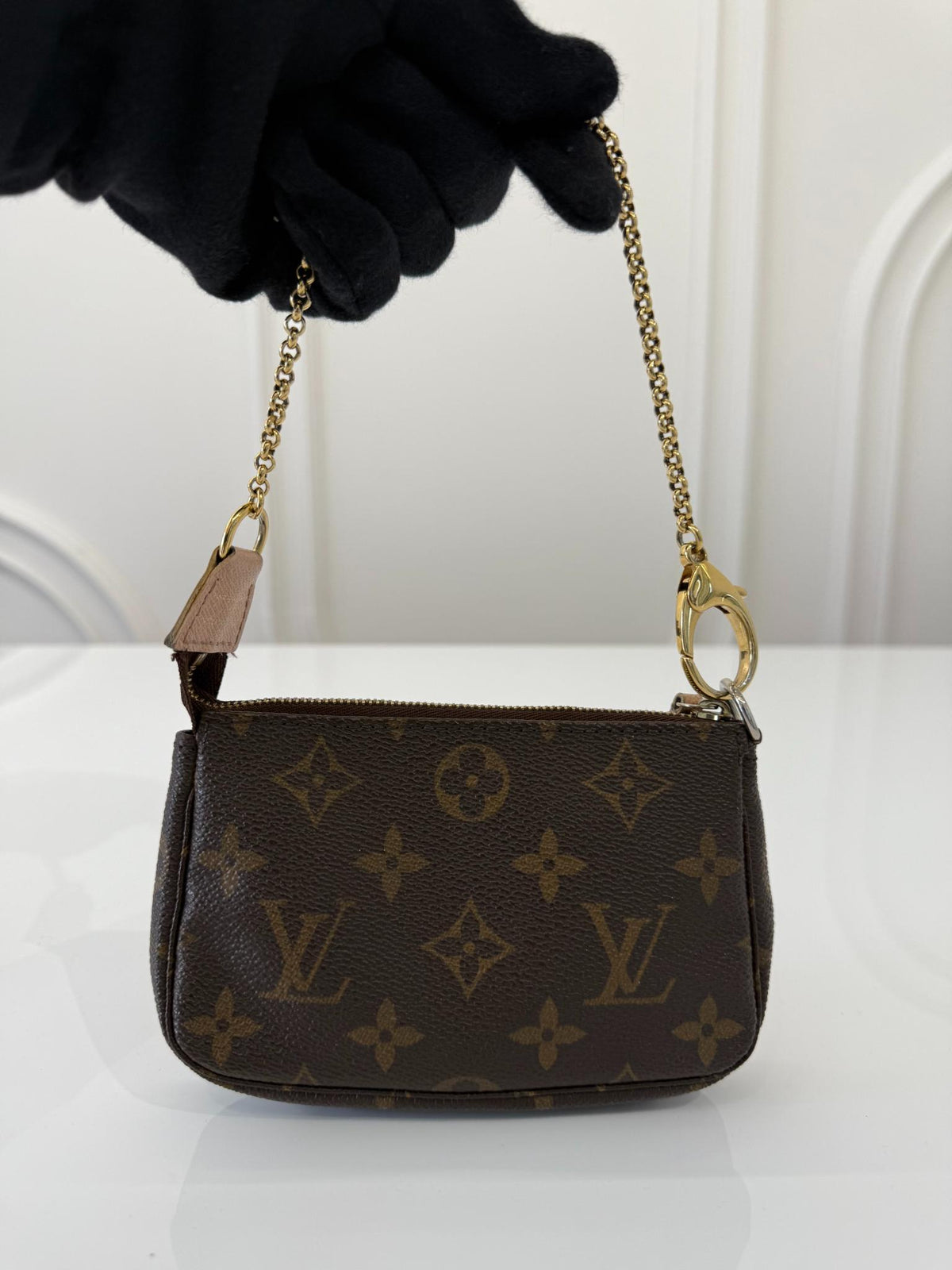 Louis Vuitton Affiche Mini Pochette Accessoires Monogram Canvas