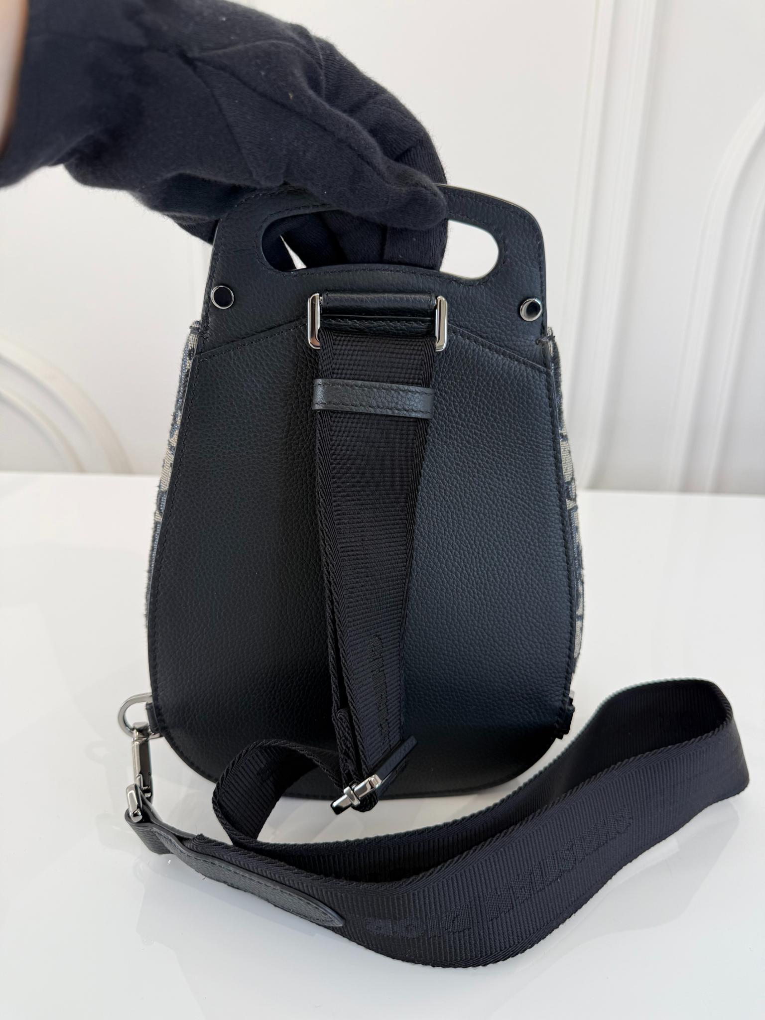 Dior Men's Gallop Sling Navy Blue Oblique Canvas Jacquard Bag