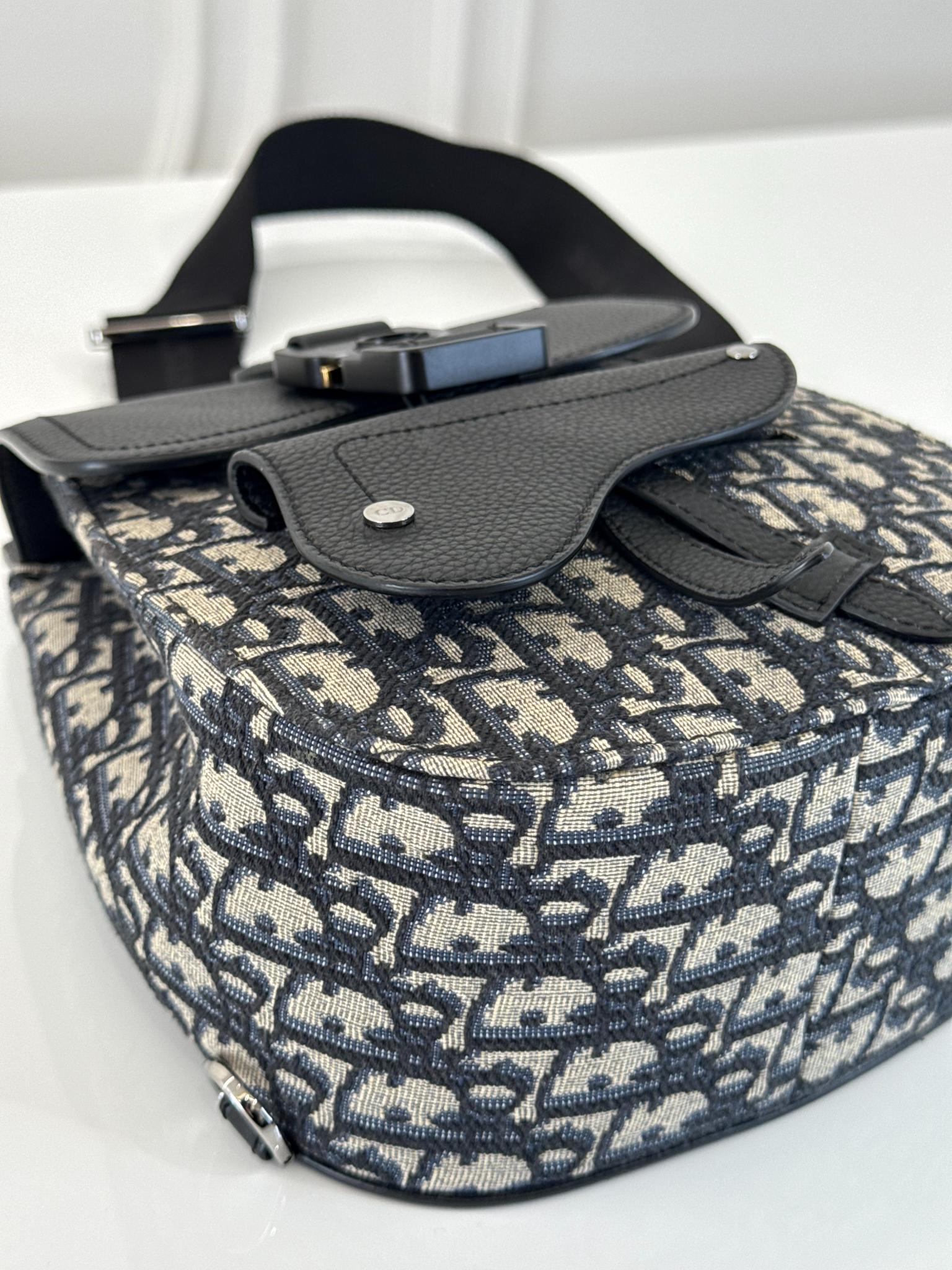 Dior Men's Gallop Sling Navy Blue Oblique Canvas Jacquard Bag