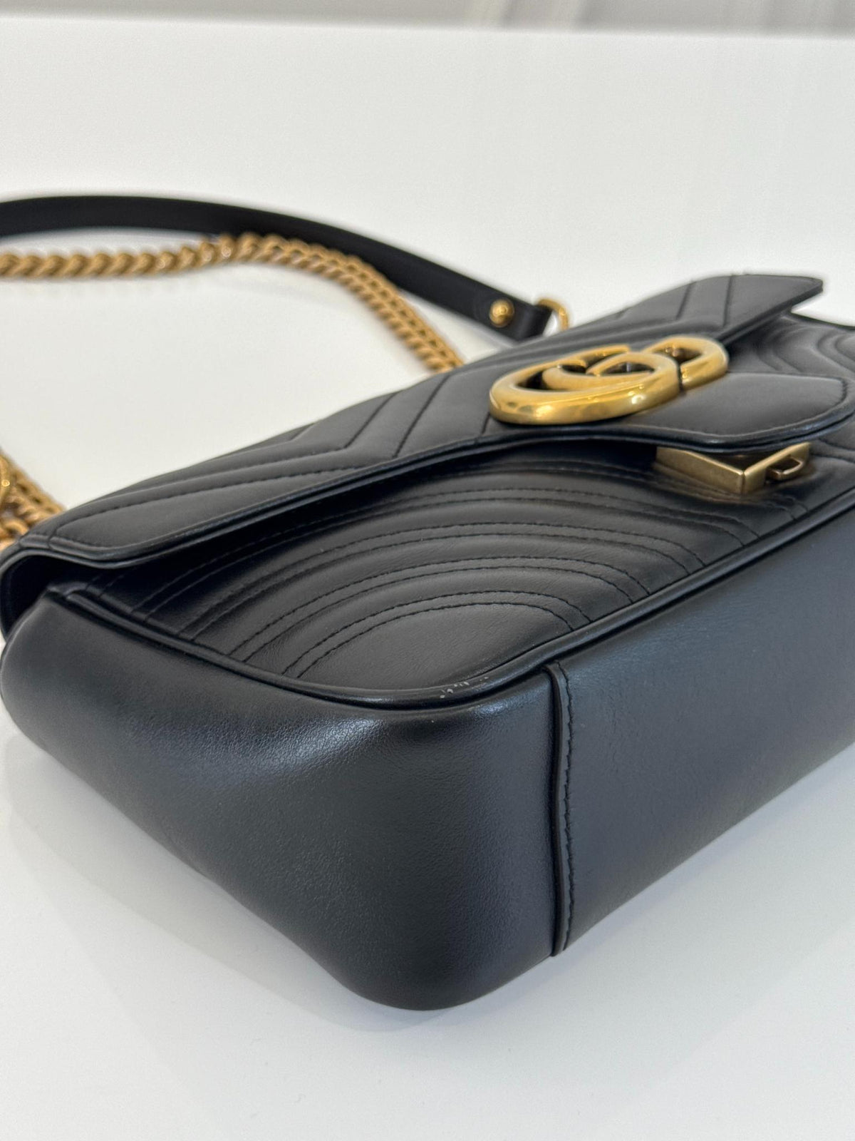 Gucci GG Marmont Medium Matelassé Black Leather Shoulder Bag