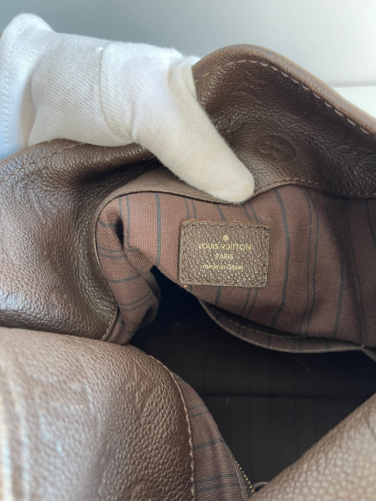 Louis Vuitton Artsy MM Brown Monogram Empreinte Hobo