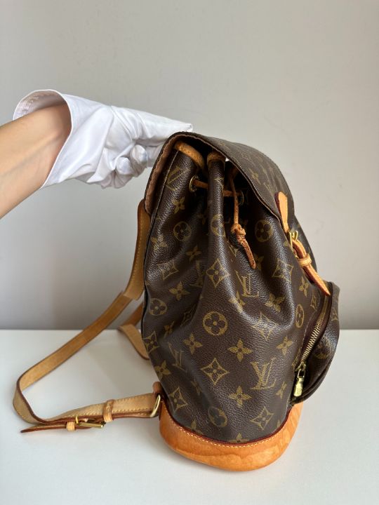 Louis Vuitton Monogram Canvas Montsouris MM Backpack