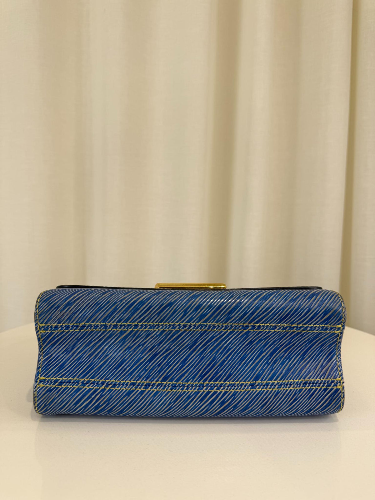 Louis Vuitton Twist MM Epi Leather Denim Light
