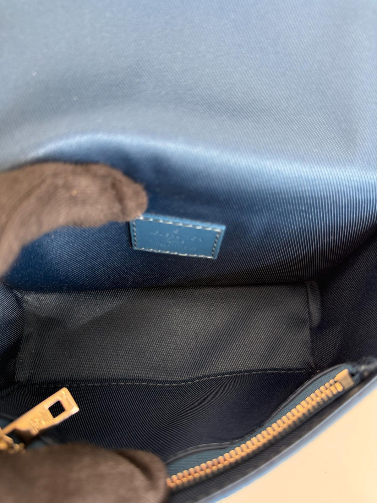 Louis Vuitton Fastline Takeoff Messenger Bag Atlantic Blue Cowhide Leather