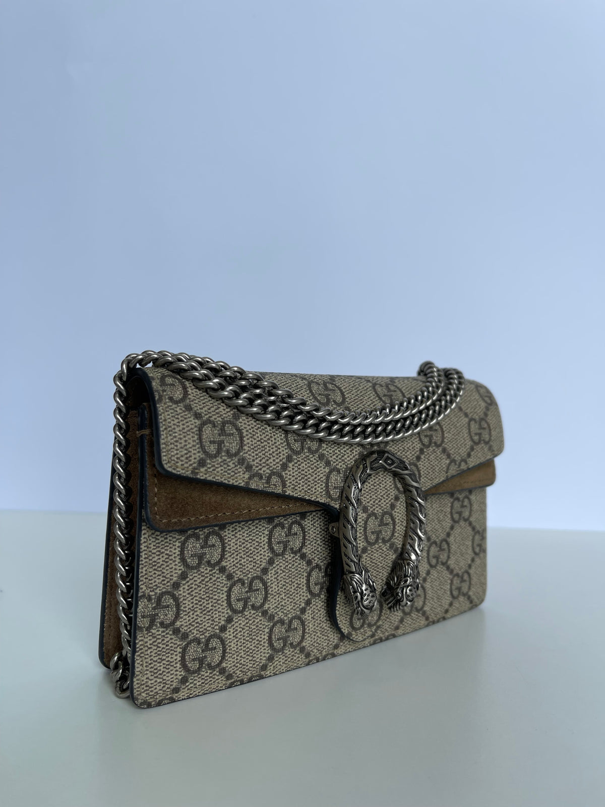 Gucci Dionysus GG Supreme Super Mini Bag