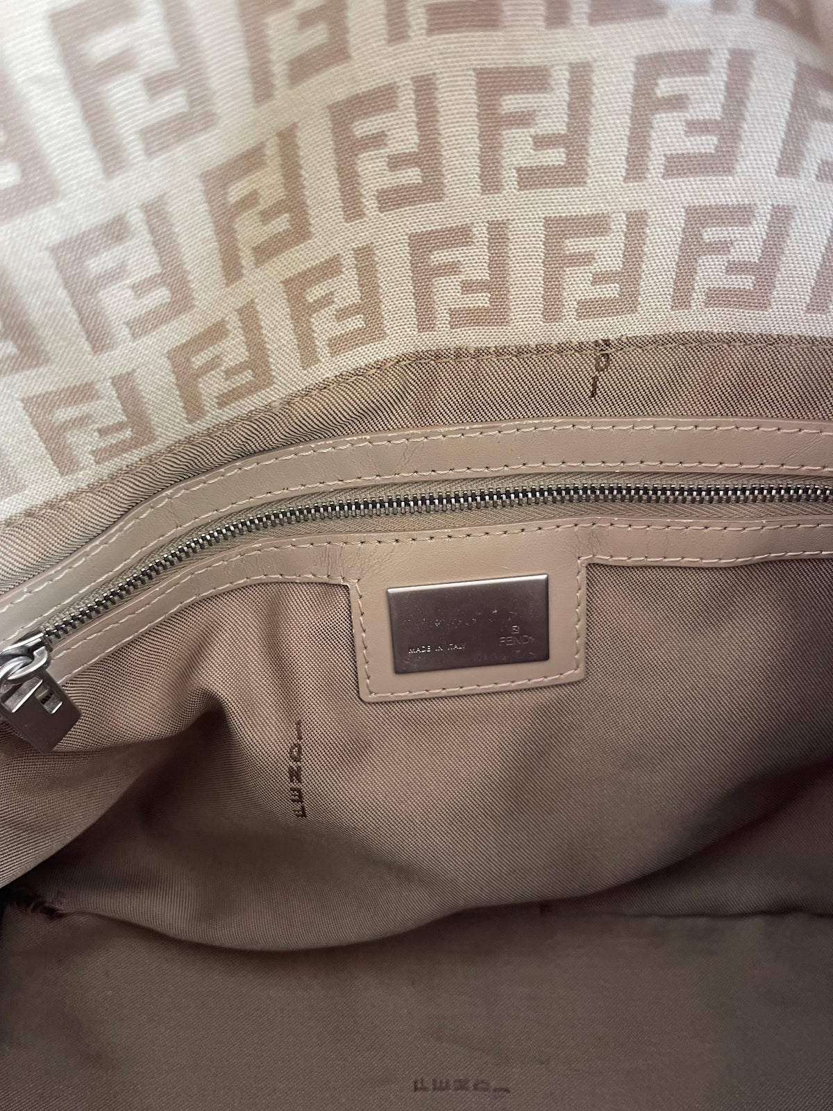 Fendi Jacquard Mamma Baguette Brown White Beige Cream