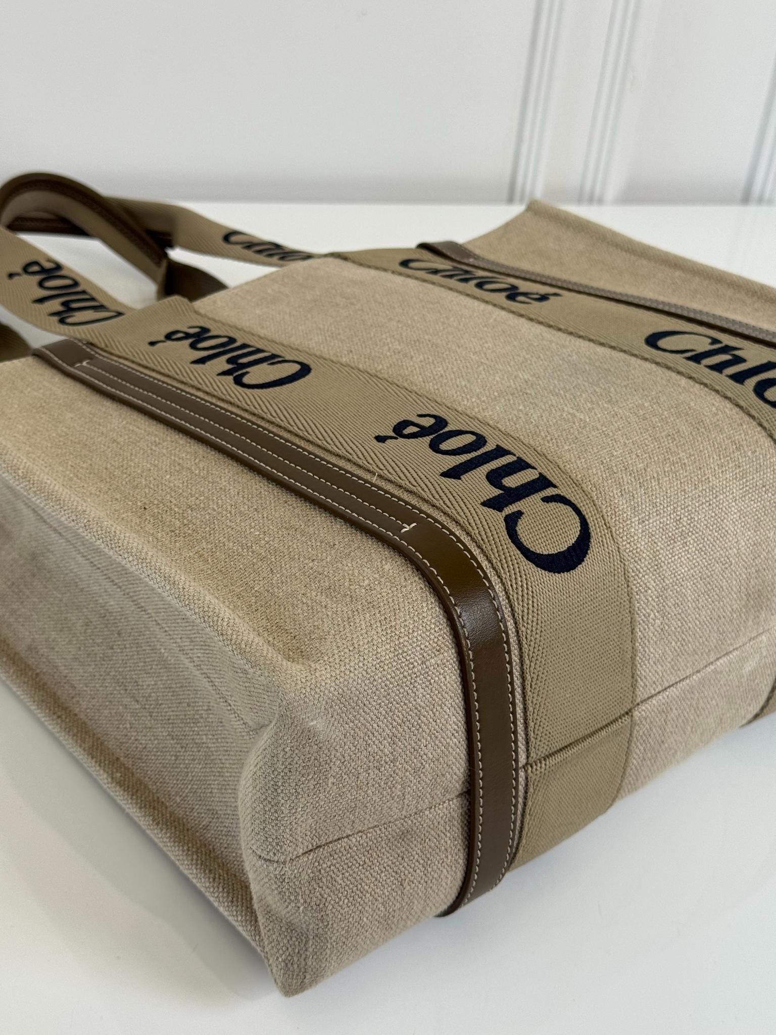 Chloé Woody Medium Canvas Tote Bag