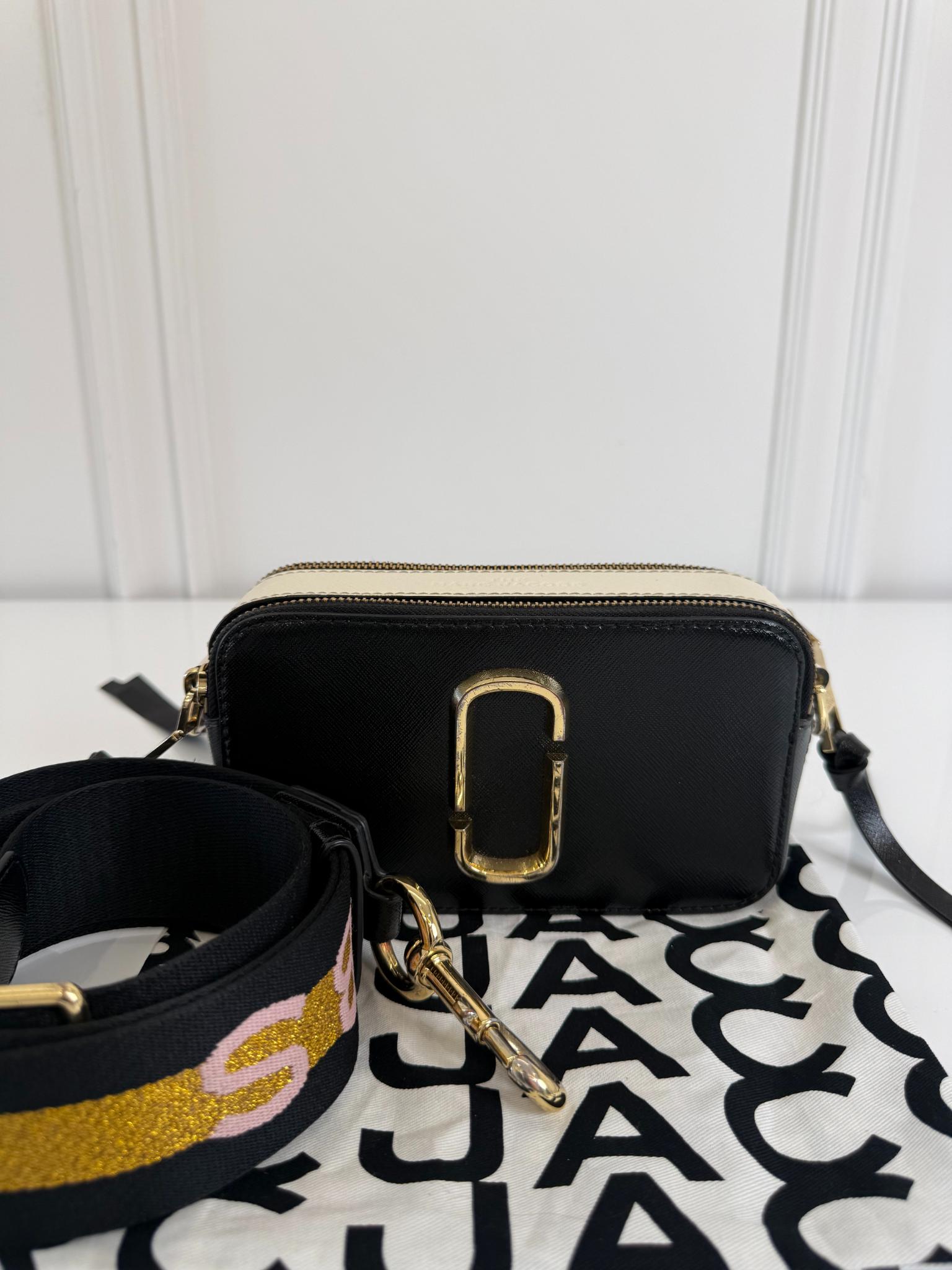 Marc Jacobs Snapshot Black Leather Crossbody Bag