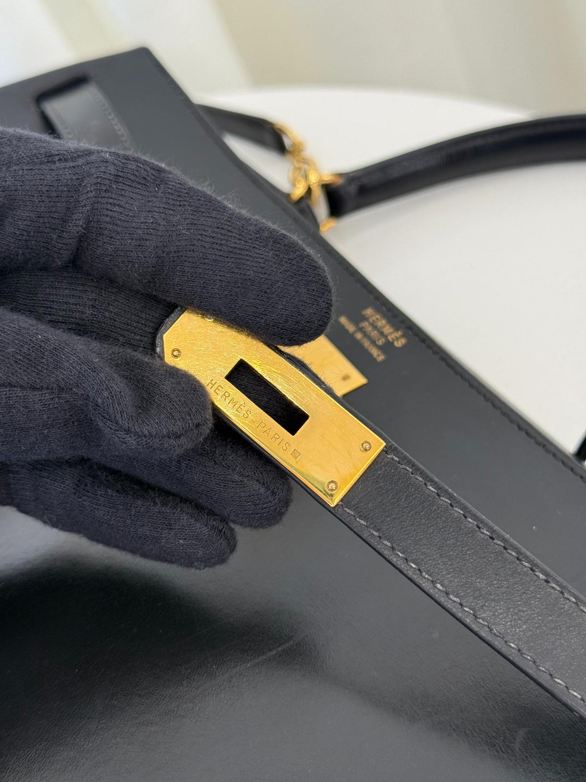 Hermès Vintage Kelly 35 Retourne Black Box GHW