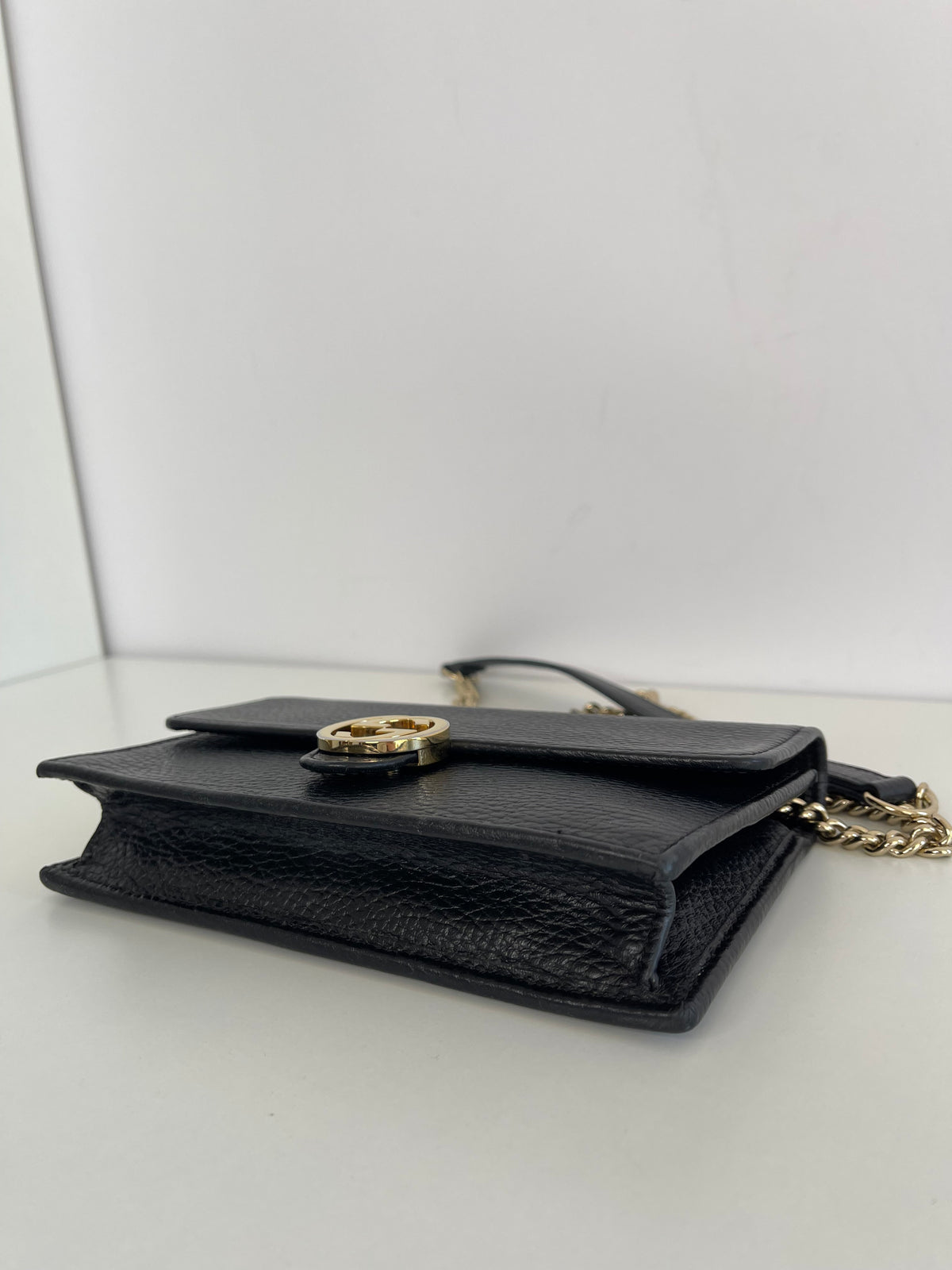 Gucci Black Leather Interlocking GG Wallet On Chain