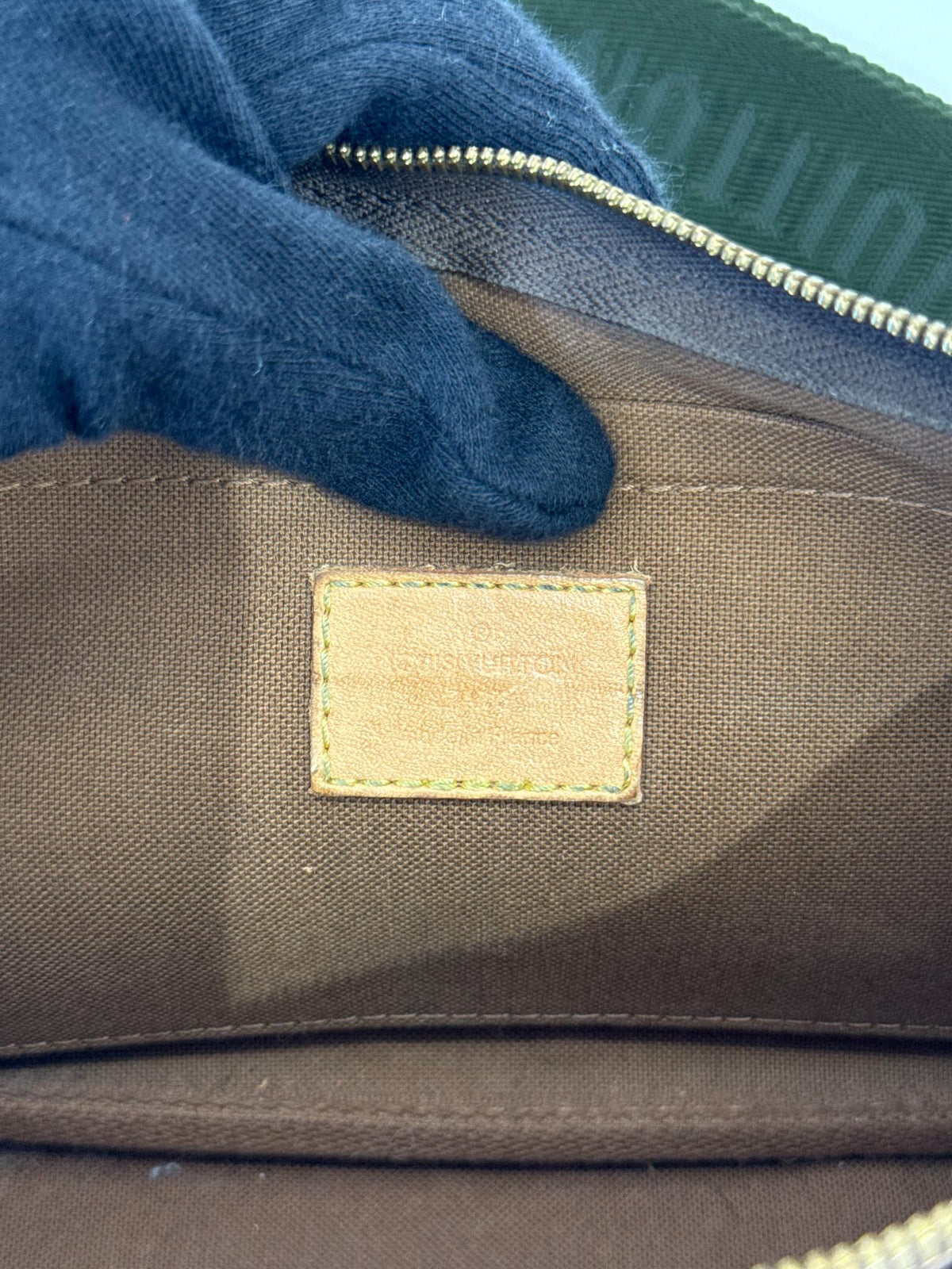 Louis Vuitton Multi Pochette Accessoires Khaki Strap Monogram Canvas