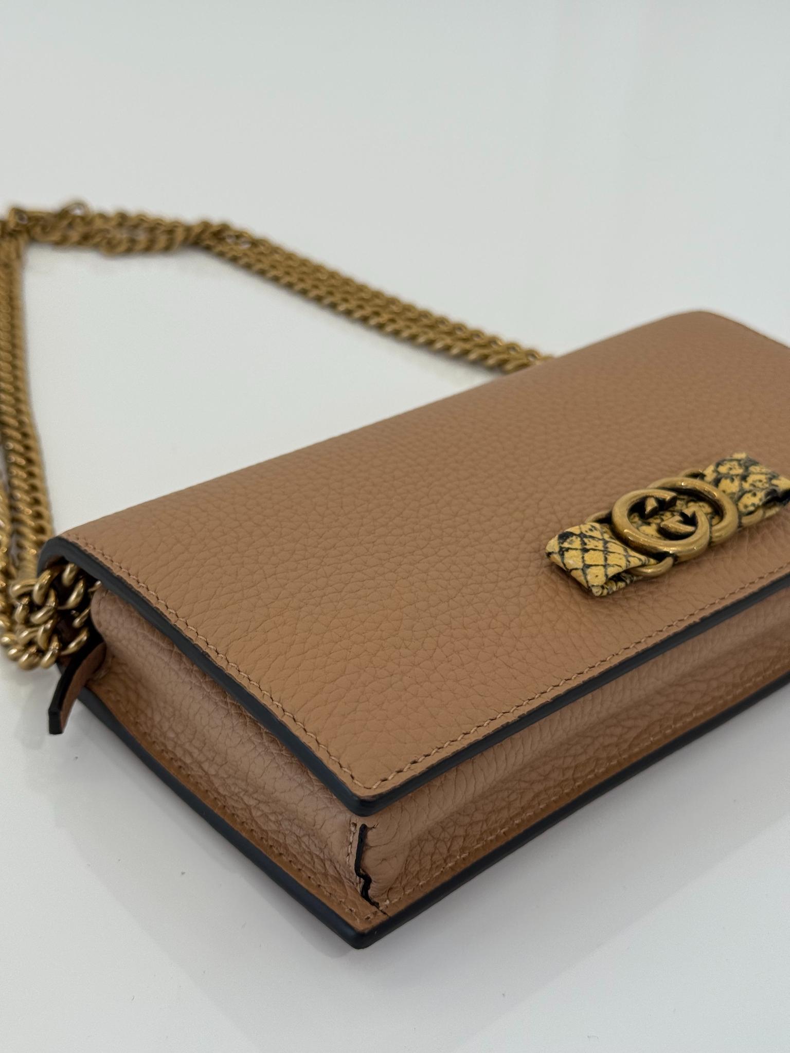 Gucci Interlocking G Python Bow Beige Leather Wallet on Chain