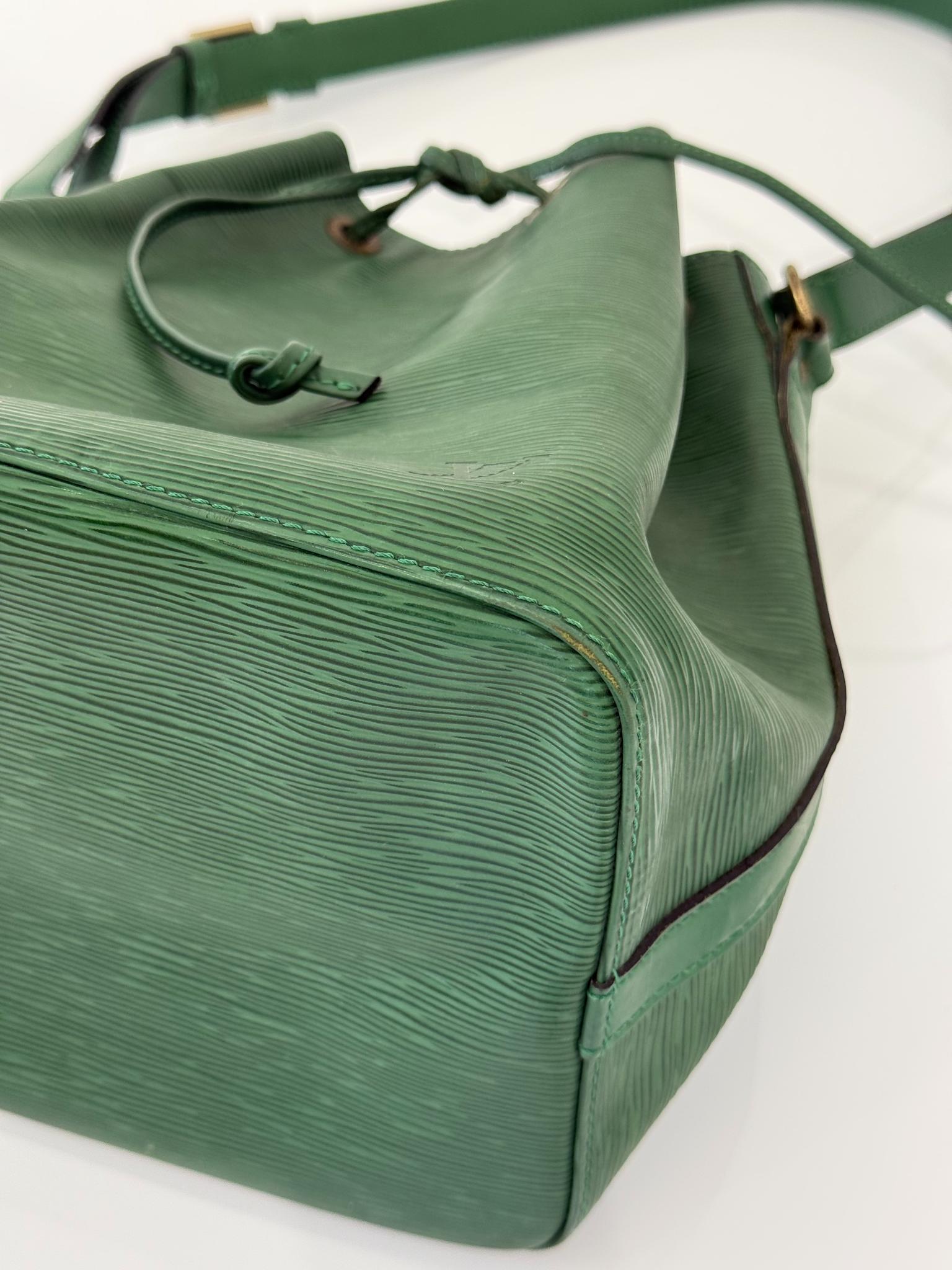 Louis Vuitton Petit Noé Bag Green Epi Leather