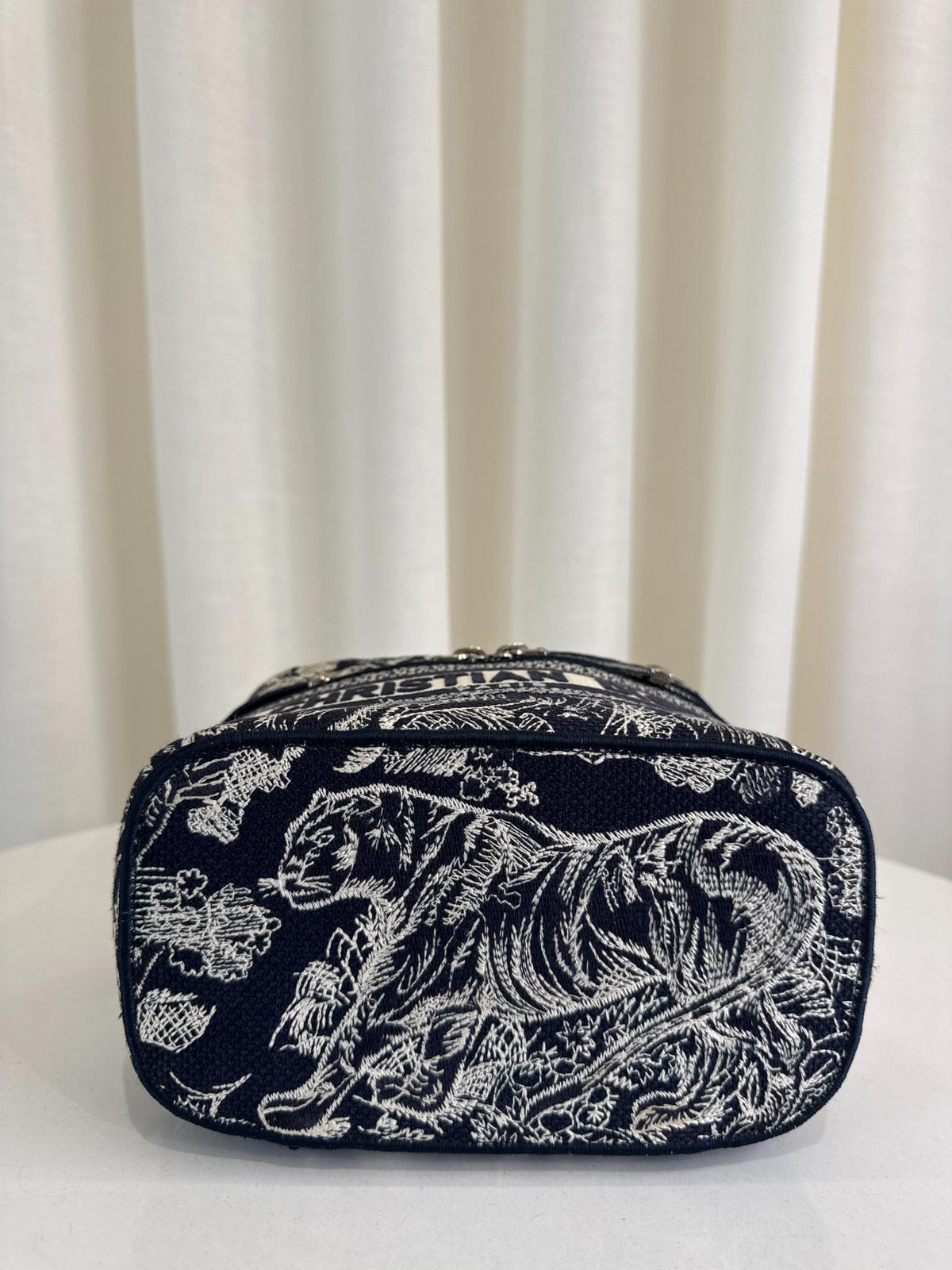 Christian Dior Toile de Jouy DiorTravel Vanity Case Blue Embroidered Canvas