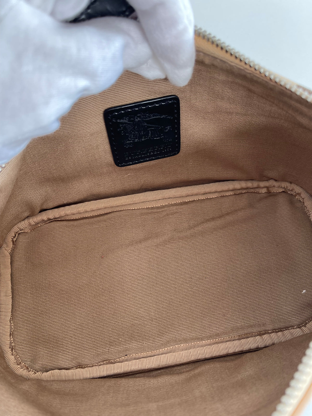 Burberry Nova Check Black Mini Boat Pochette