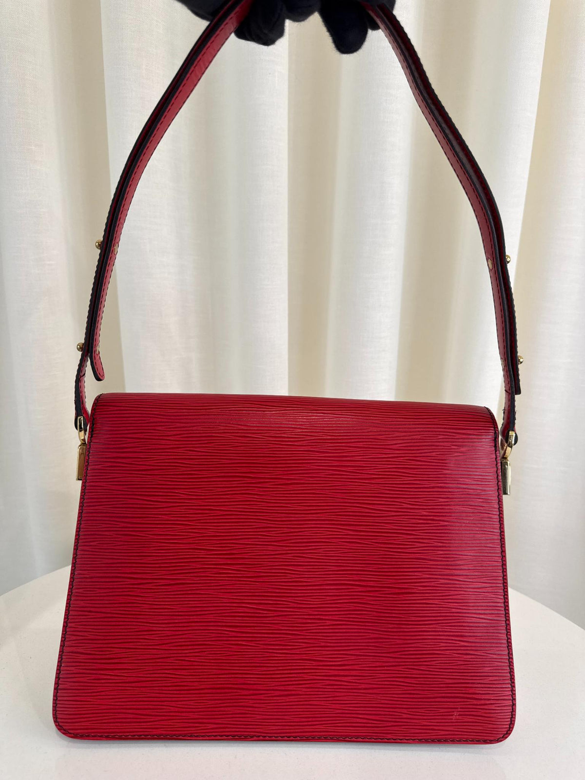 Louis Vuitton Red Epi Leather Friedland Shoulder Bag