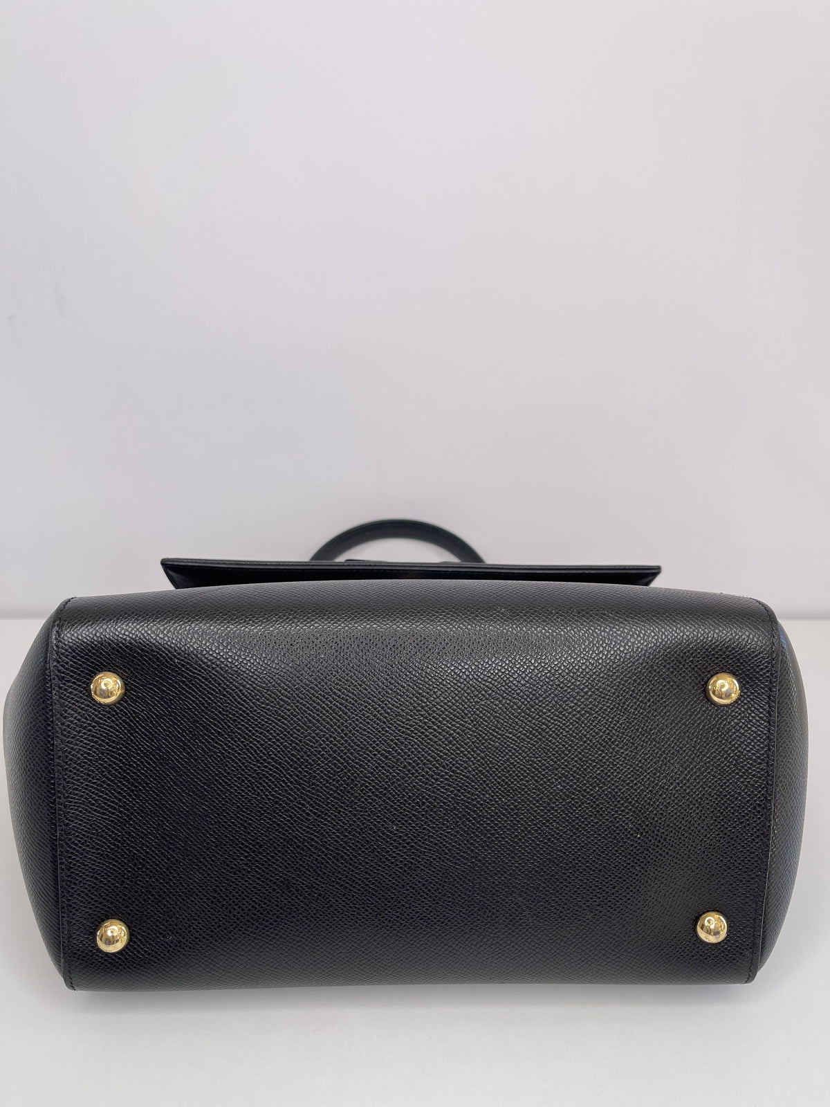 Salvatore Ferragamo Carrie Calfskin Black Leather Vara Bow