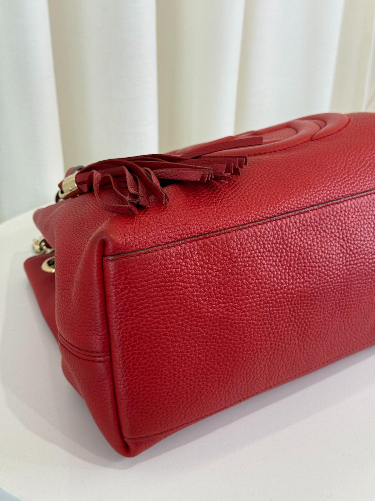 Gucci Red Pebbled Leather Soho Chain Tote Bag
