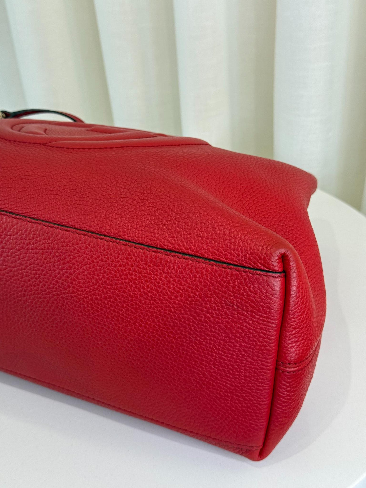 Gucci Red Pebbled Leather Soho Chain Tote Bag
