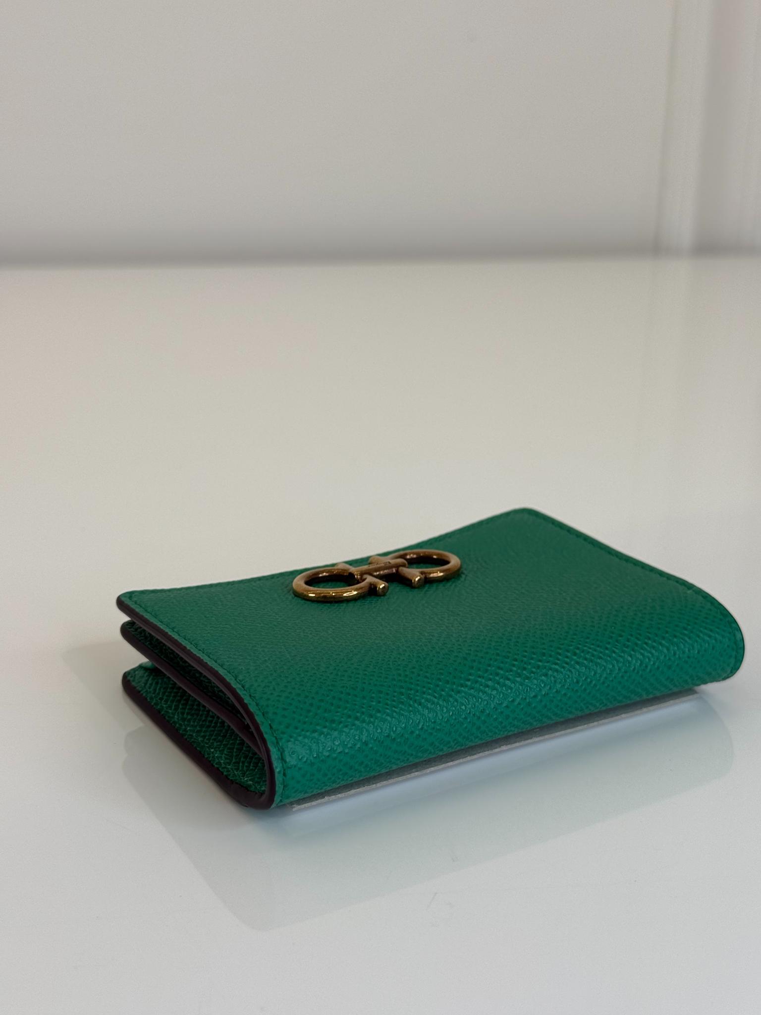 Salvatore Green Gancini Compact Card Holder