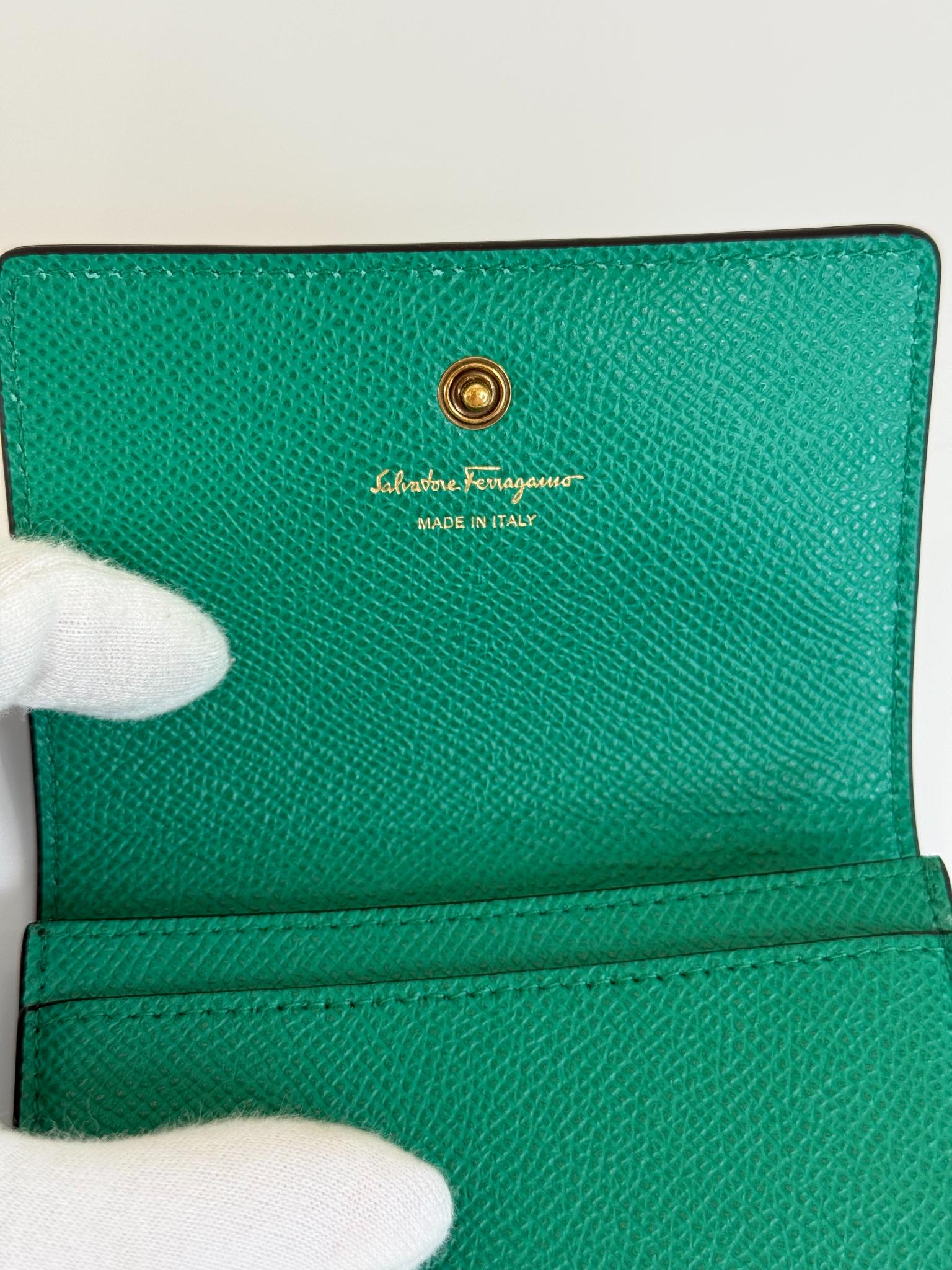Salvatore Green Gancini Compact Card Holder