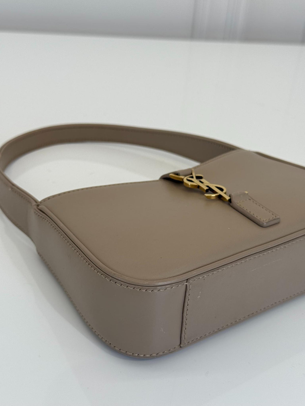 Saint Laurent Le 5 À 7 Smooth Leather Mini Hobo Bag