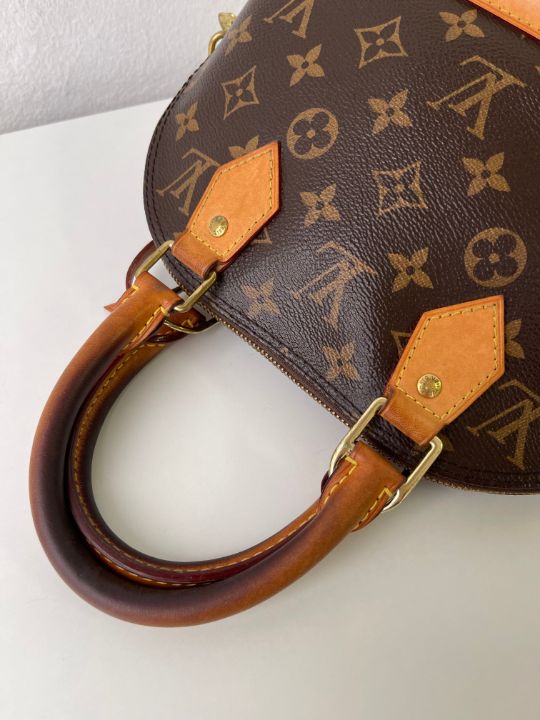 Louis Vuitton Alma BB Monogram Canvas