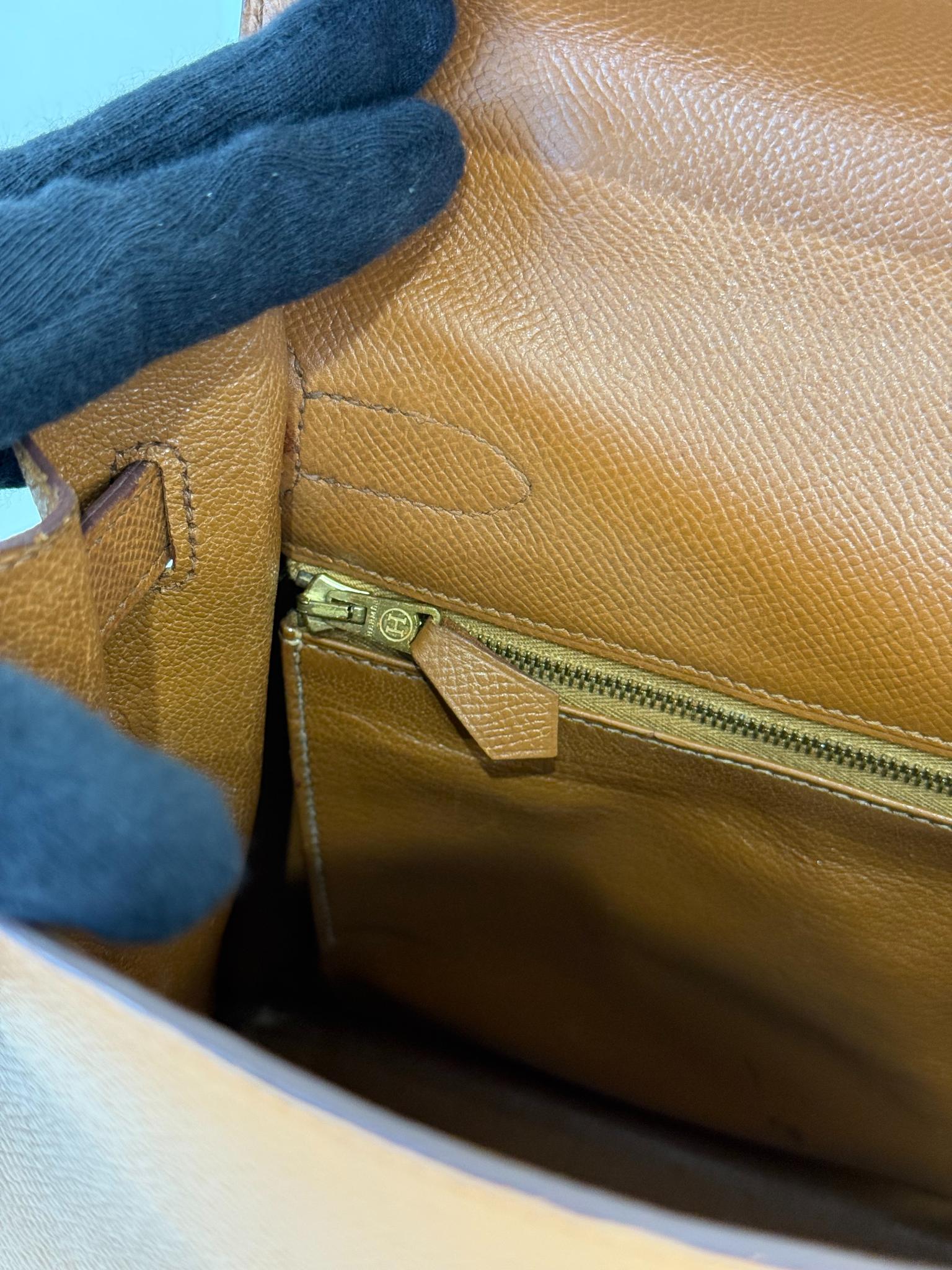 Hermès Kelly Sellier 32 Gold Epsom Leather GHW