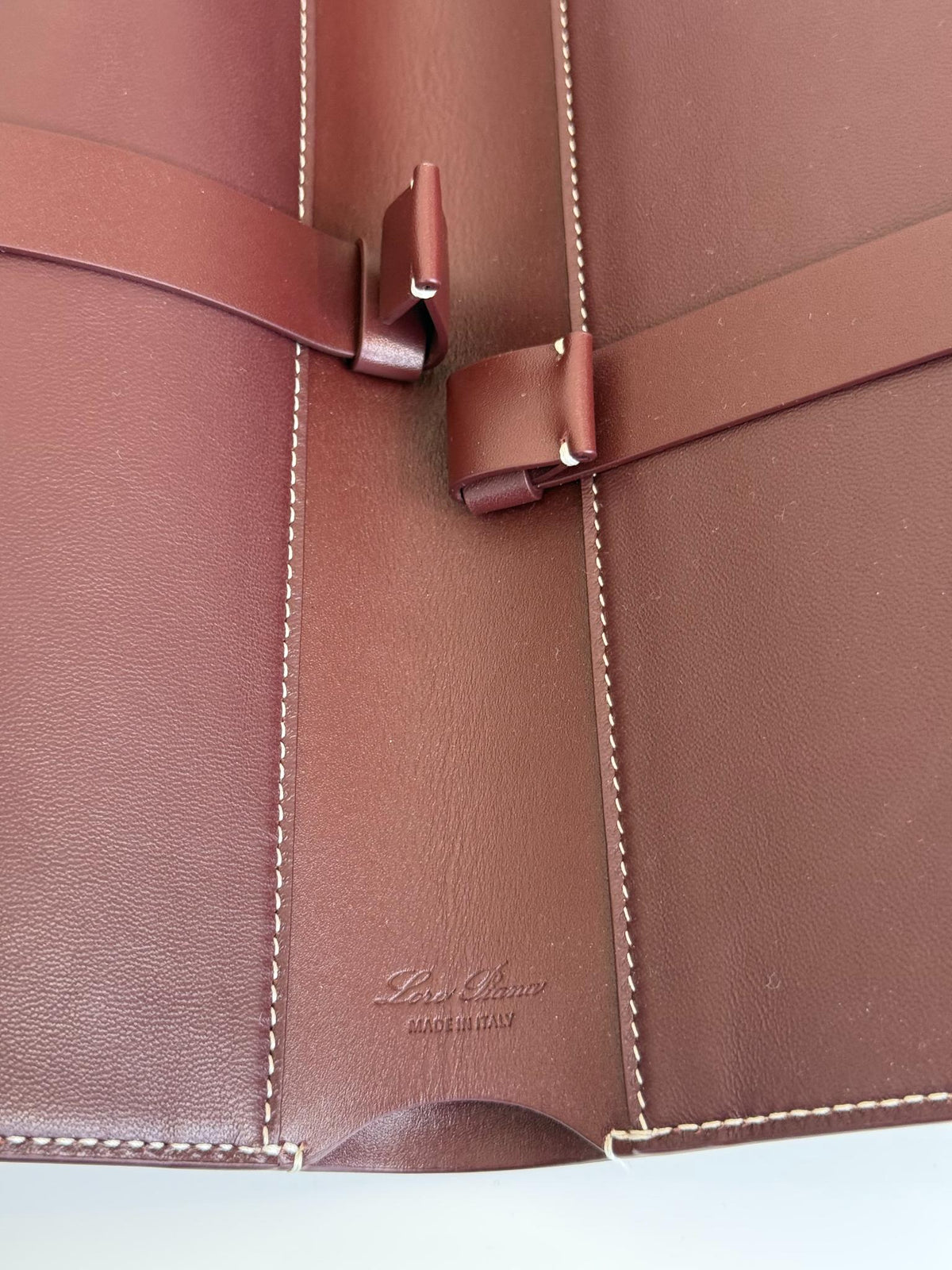 Loro Piana Guardaroba Tie Holder Calfskin Oxblood/Antique Silver