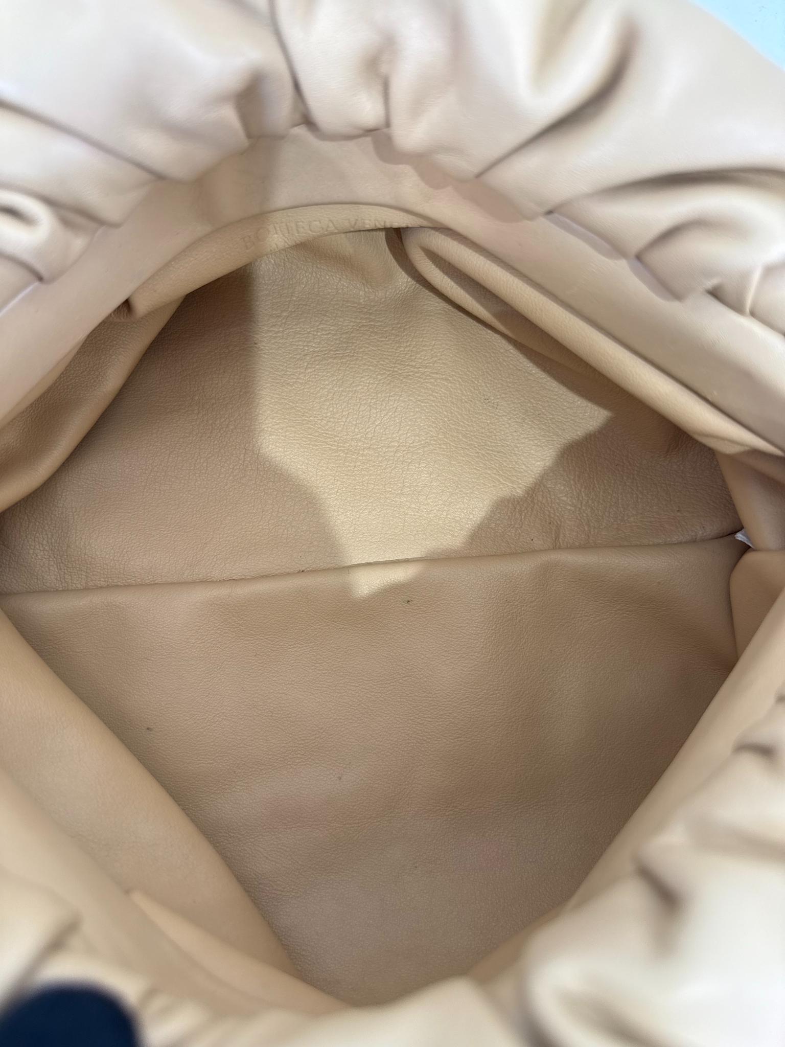Bottega Veneta Beige Leather Teen The Chain Pouch