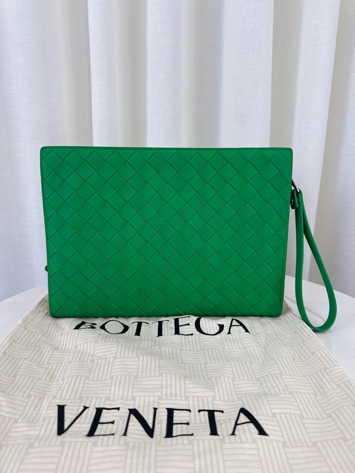 Bottega Veneta Parakeet Green Intrecciato-Weave Clutch