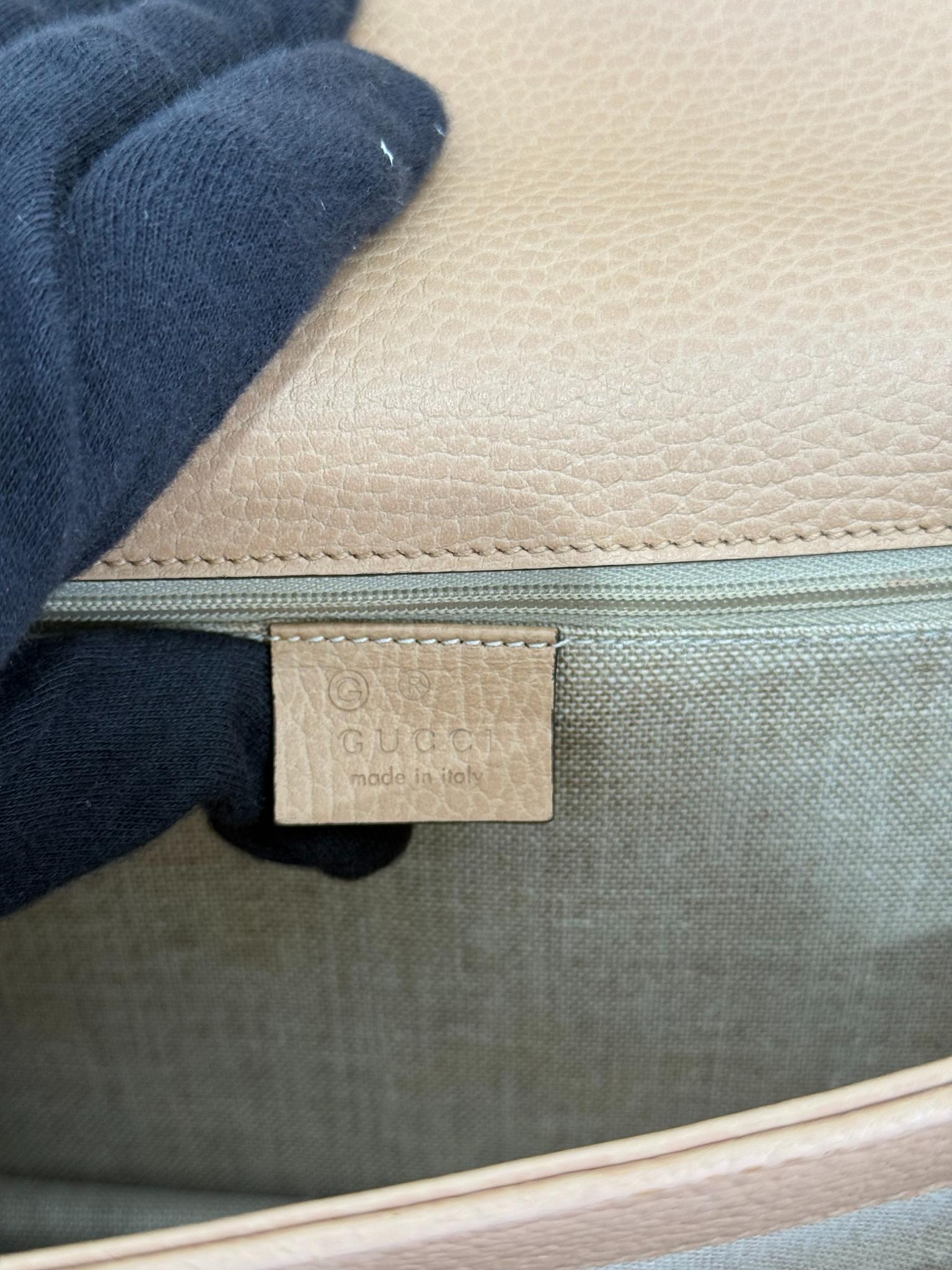 Gucci Dollar Calfskin Interlocking G Beige Leather Crossbody bag