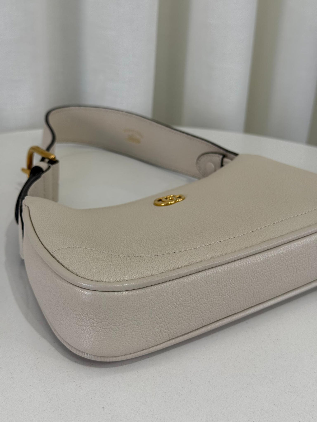 Gucci Aphrodite Mini Shoulder Bag White Soft Leather