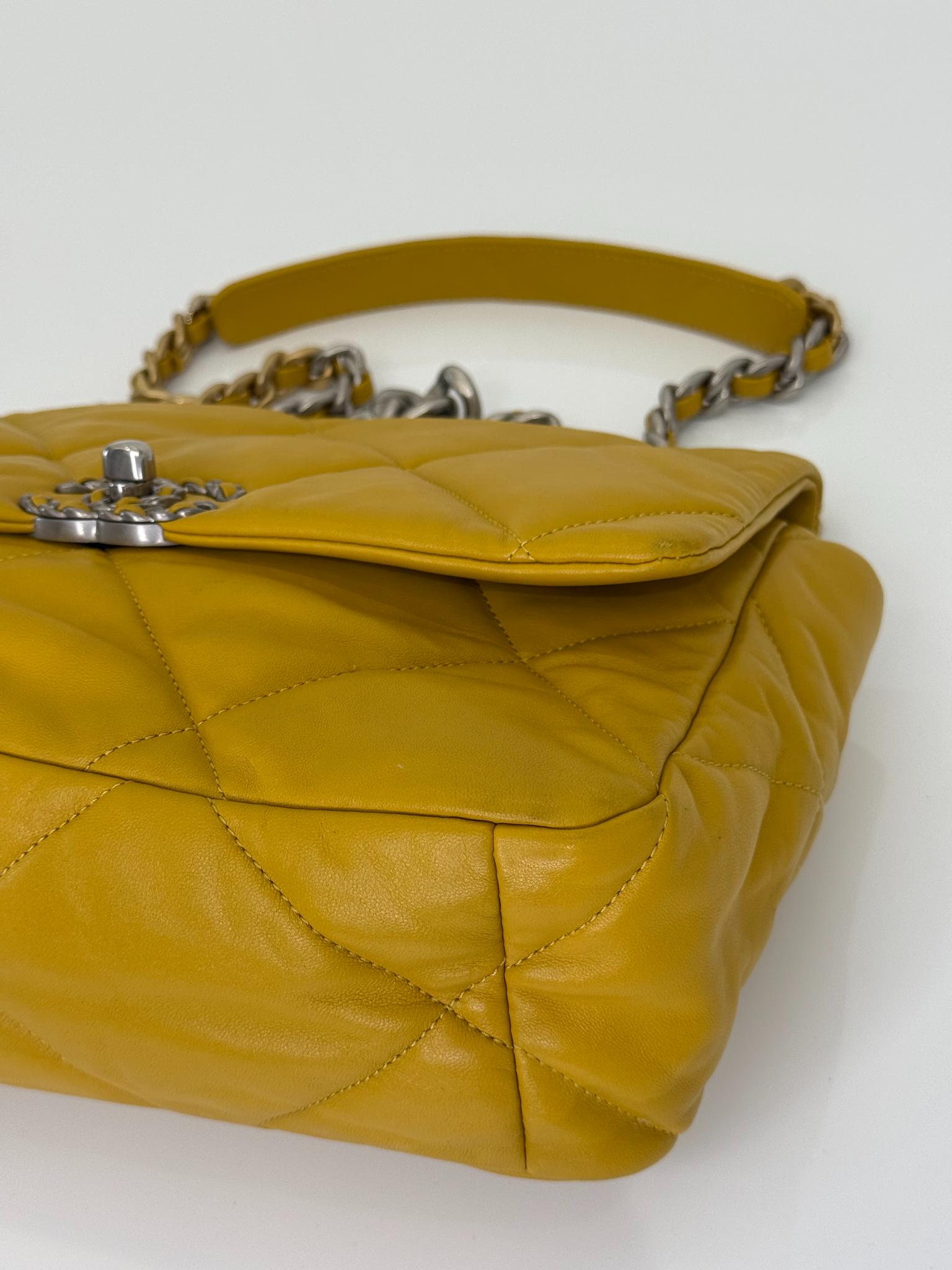 Chanel 19 Yellow Quilted Goatskin Medium Flap Gold/Ruthenium Hardware